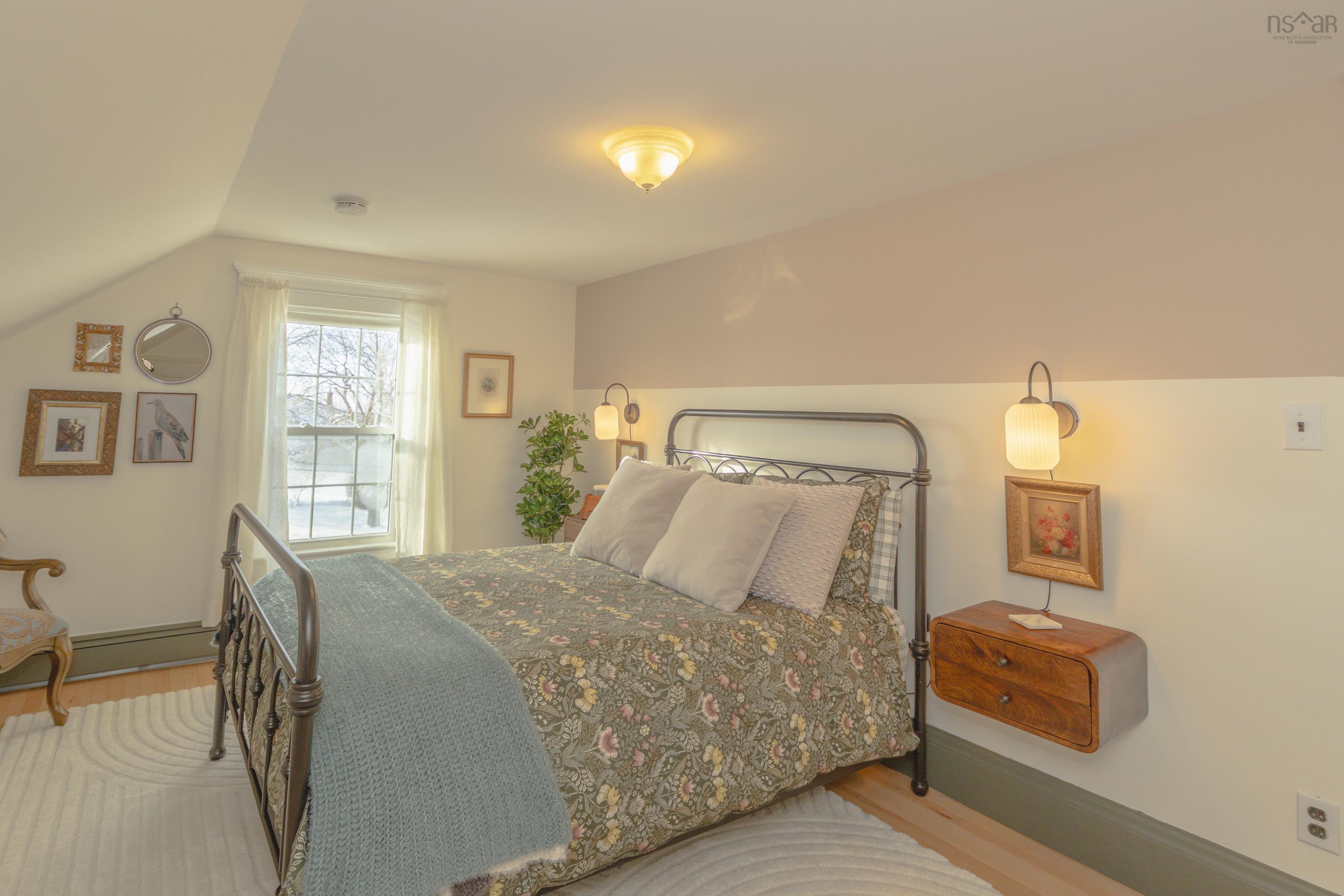 $469,900.00: 1387 Highway 1, Wellington