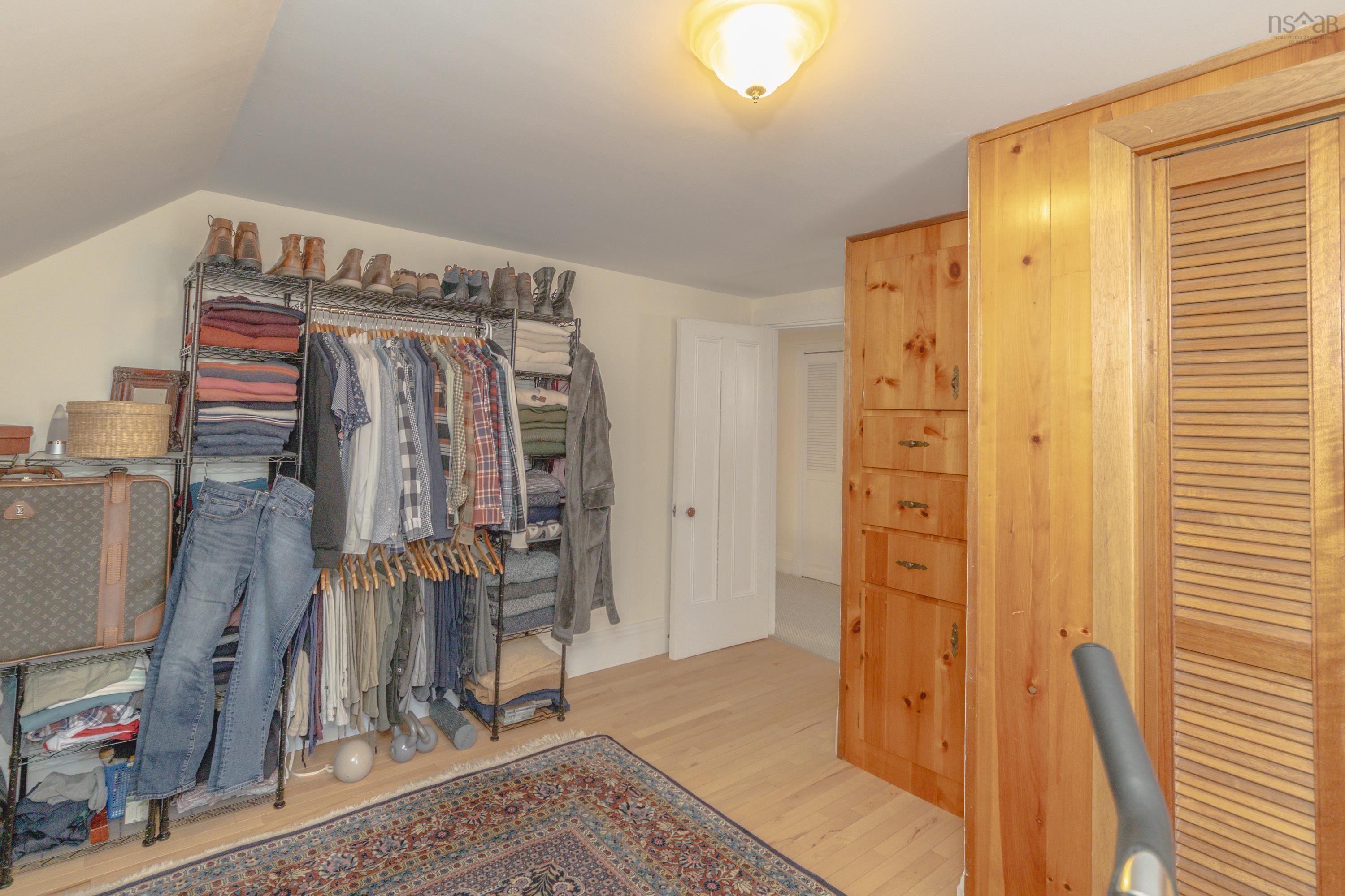 $469,900.00: 1387 Highway 1, Wellington