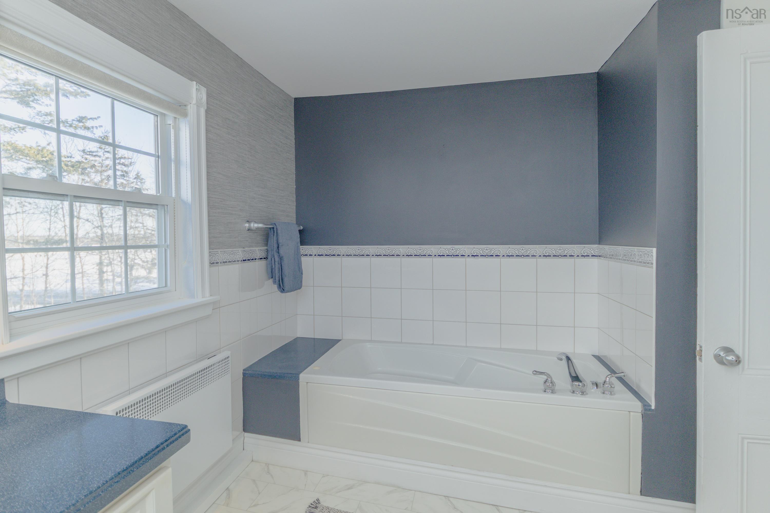 $469,900.00: 1387 Highway 1, Wellington