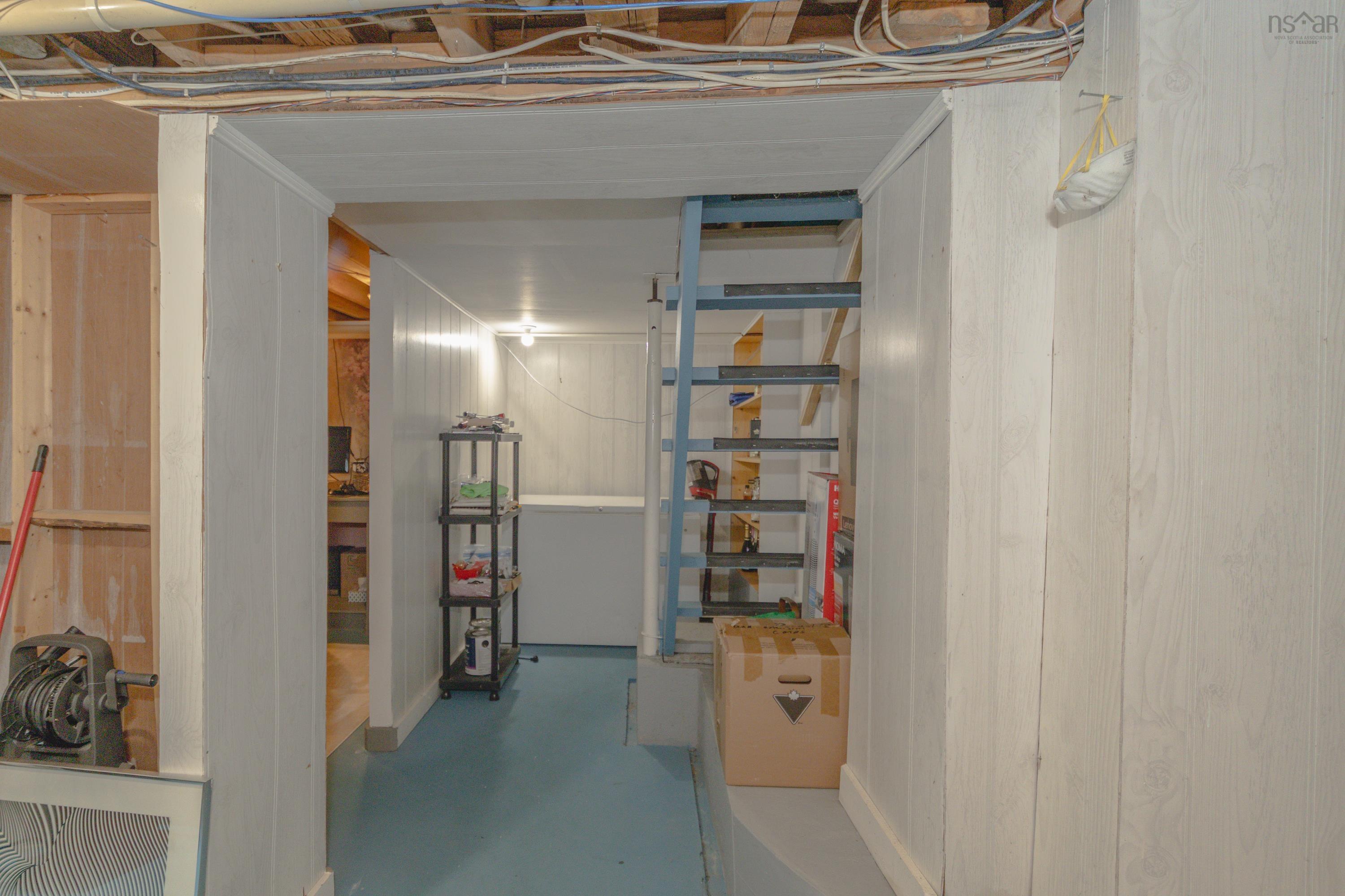 $469,900.00: 1387 Highway 1, Wellington