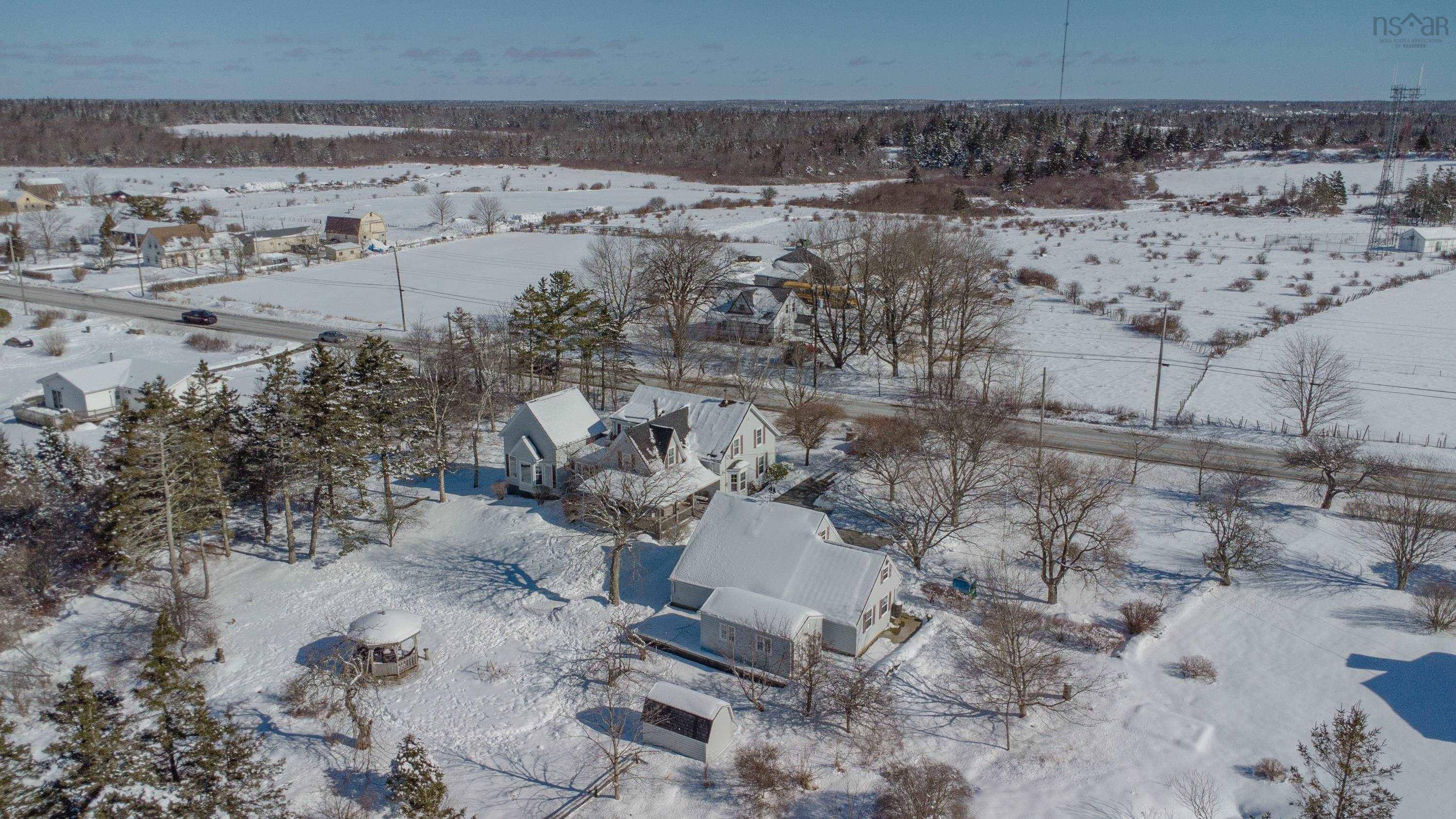 $469,900.00: 1387 Highway 1, Wellington