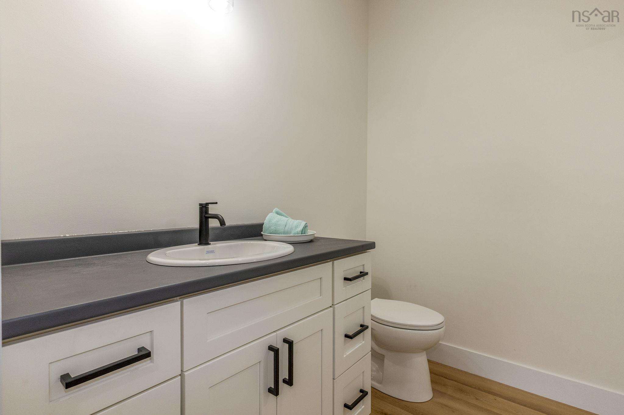 $299,900.00: 1914 Irwin Lake Road, Hilden