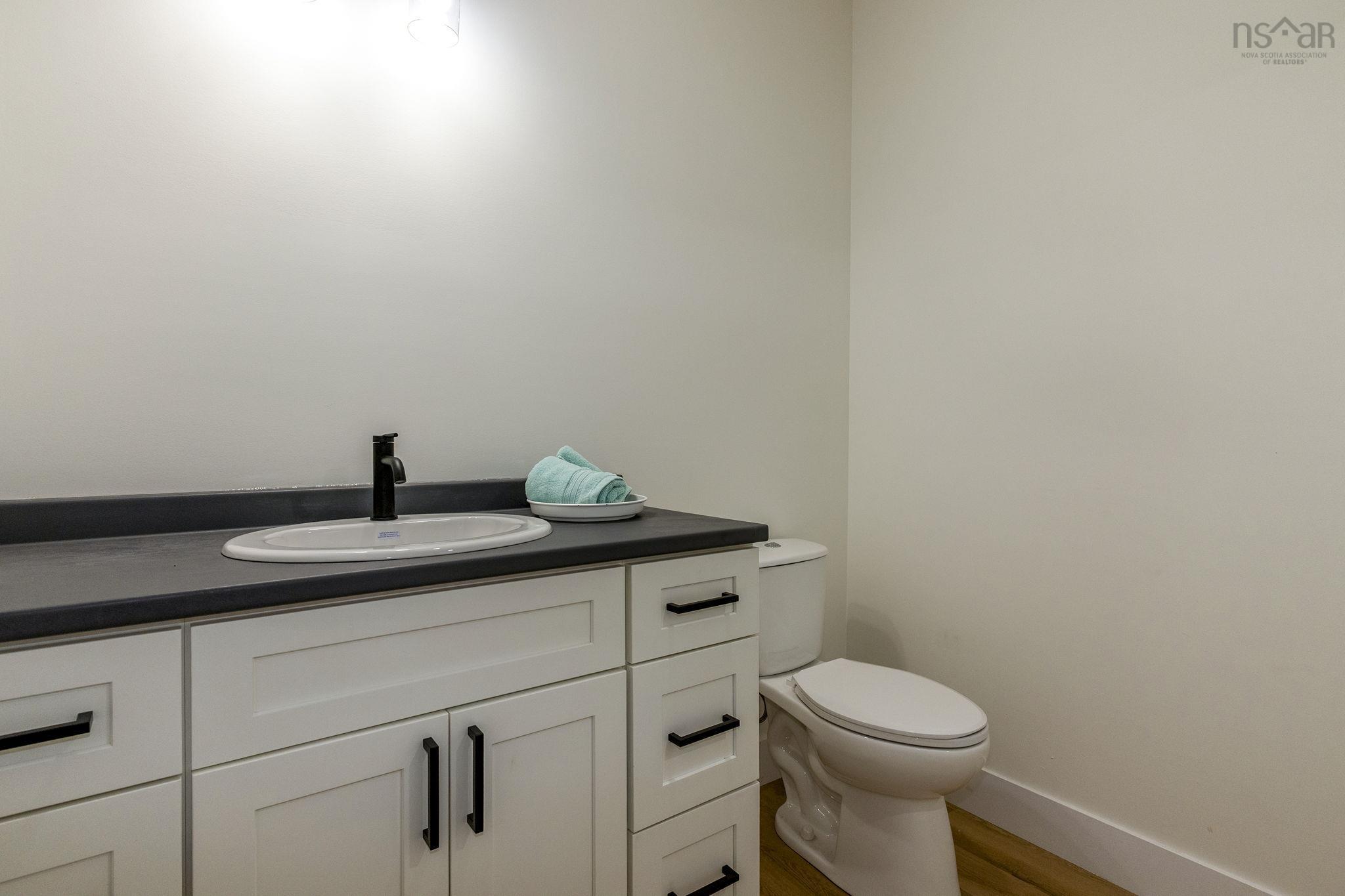 $299,900.00: 1914 Irwin Lake Road, Hilden