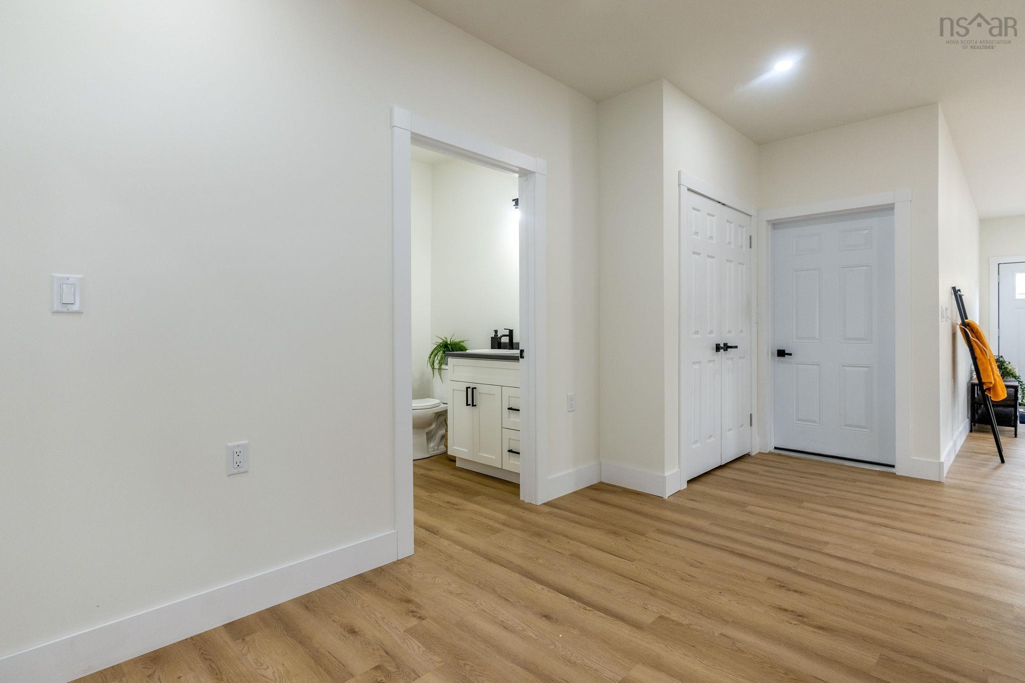 $299,900.00: 1914 Irwin Lake Road, Hilden