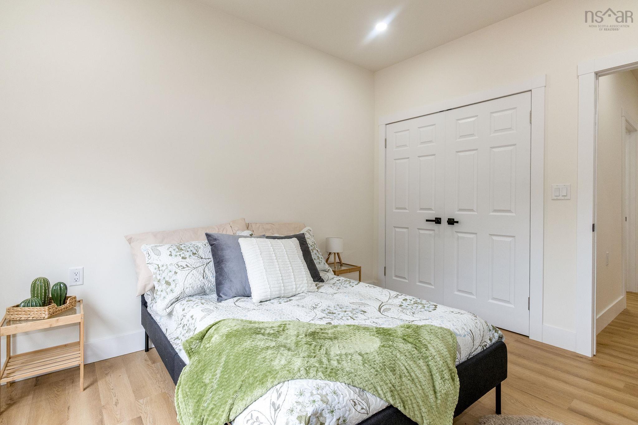 $299,900.00: 1914 Irwin Lake Road, Hilden