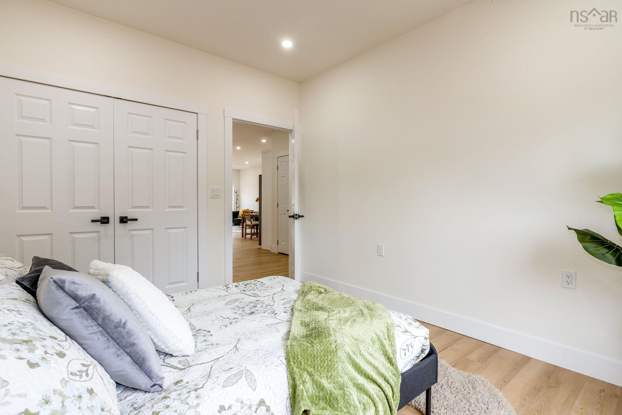 $299,900.00: 1914 Irwin Lake Road, Hilden