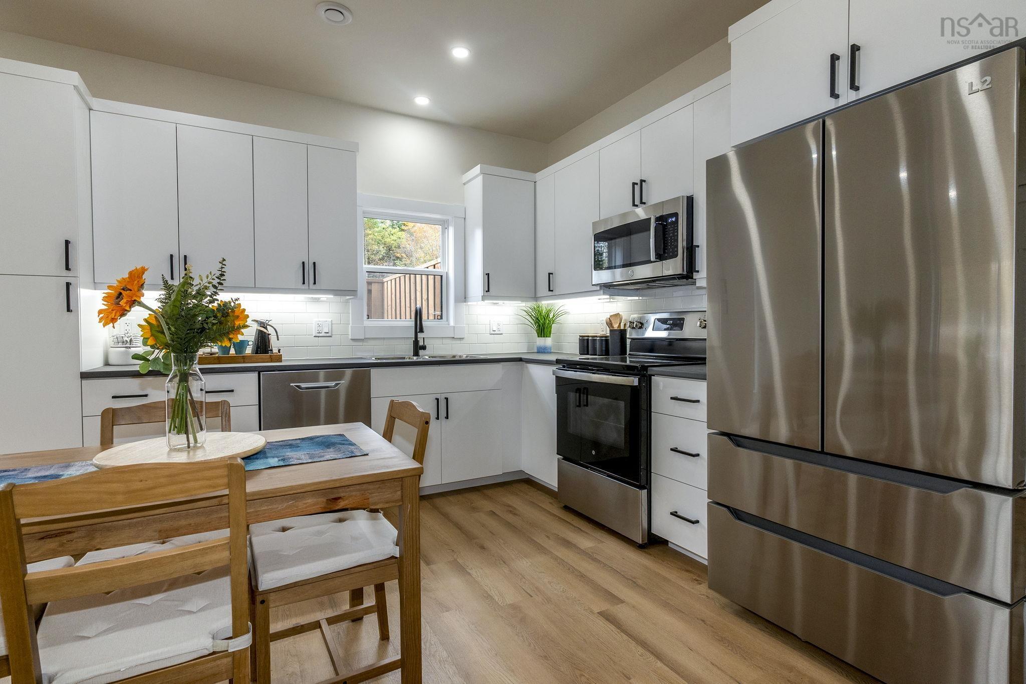 $299,900.00: 1914 Irwin Lake Road, Hilden