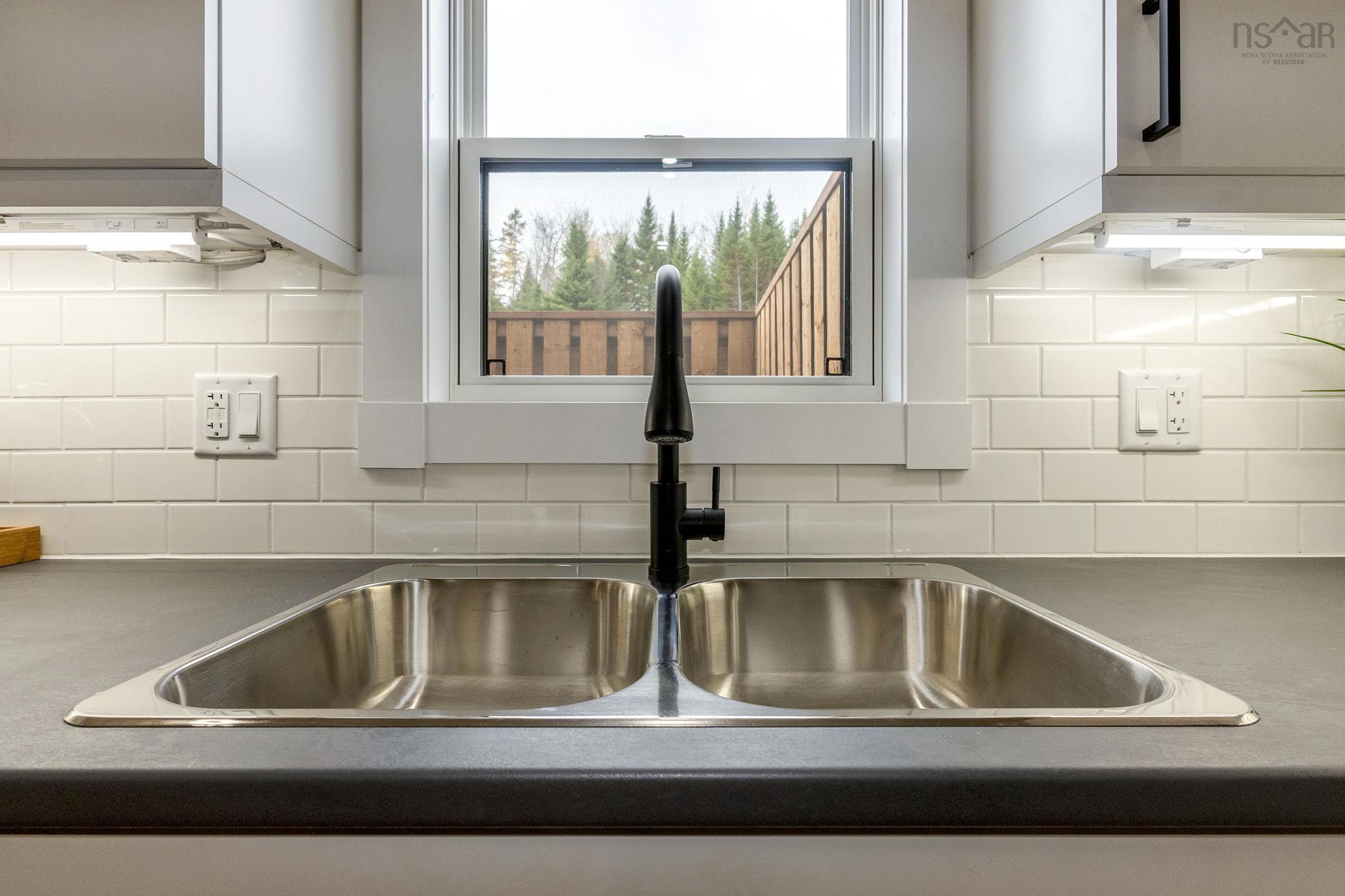 $299,900.00: 1914 Irwin Lake Road, Hilden