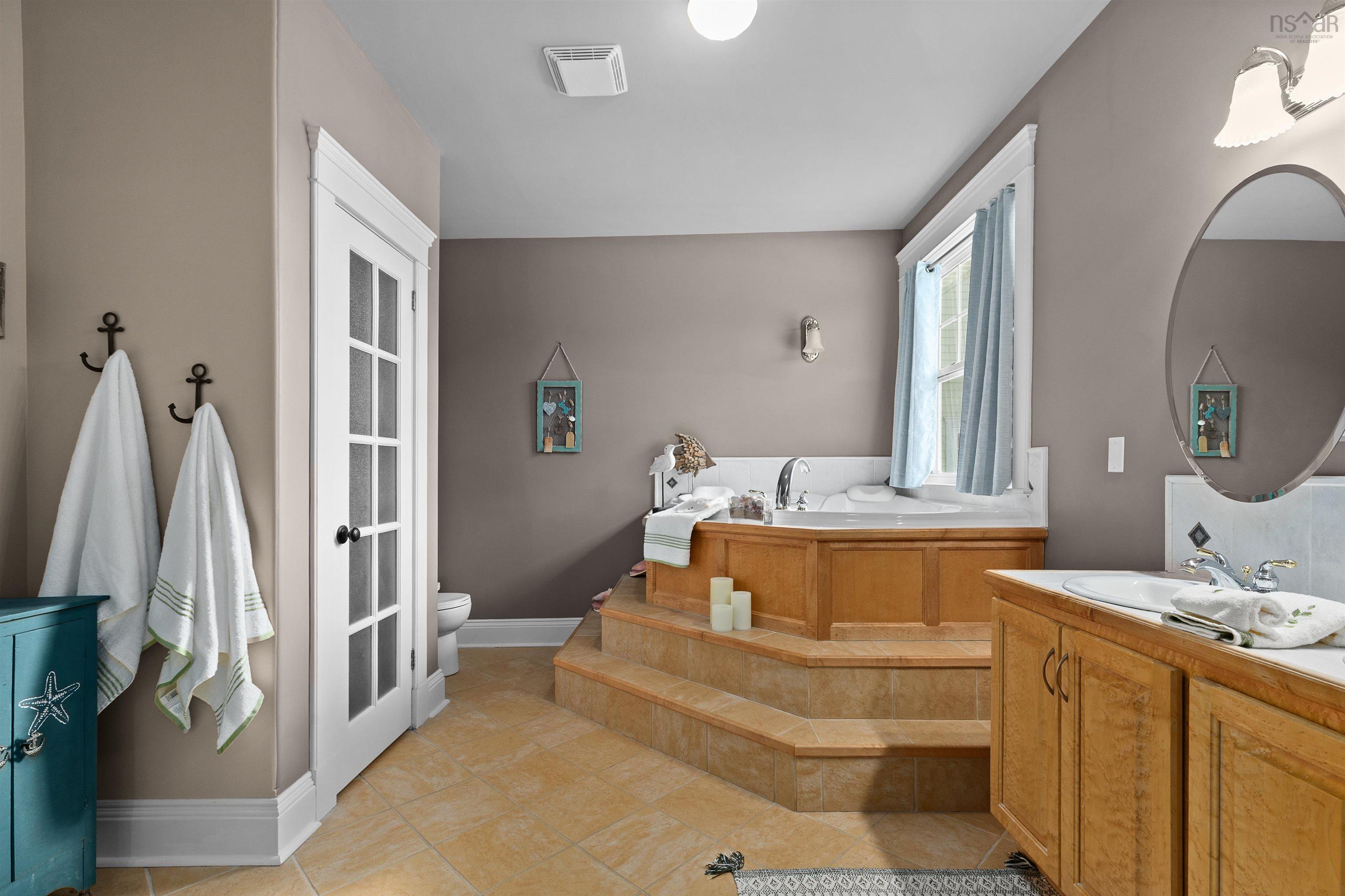 $1,199,000.00: 56 Harold Road, Martins Point