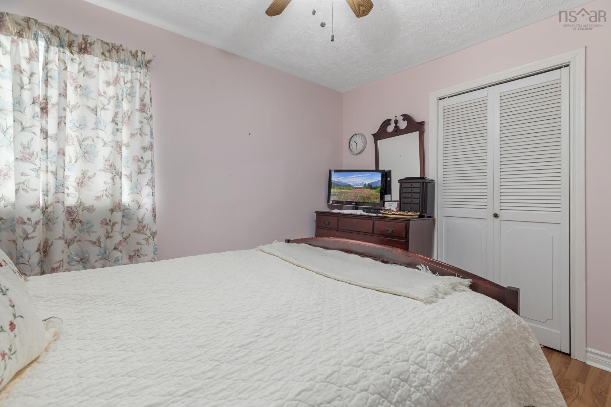 2883 Connaught Avenue, Halifax, NS (MLS 202603141)