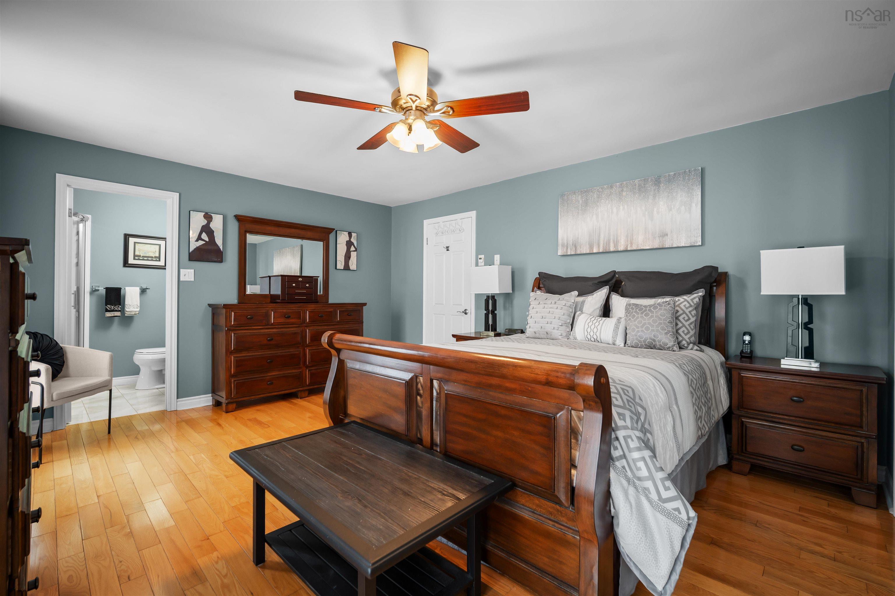 $659,900.00: 8 Castlewood Drive, Fall River