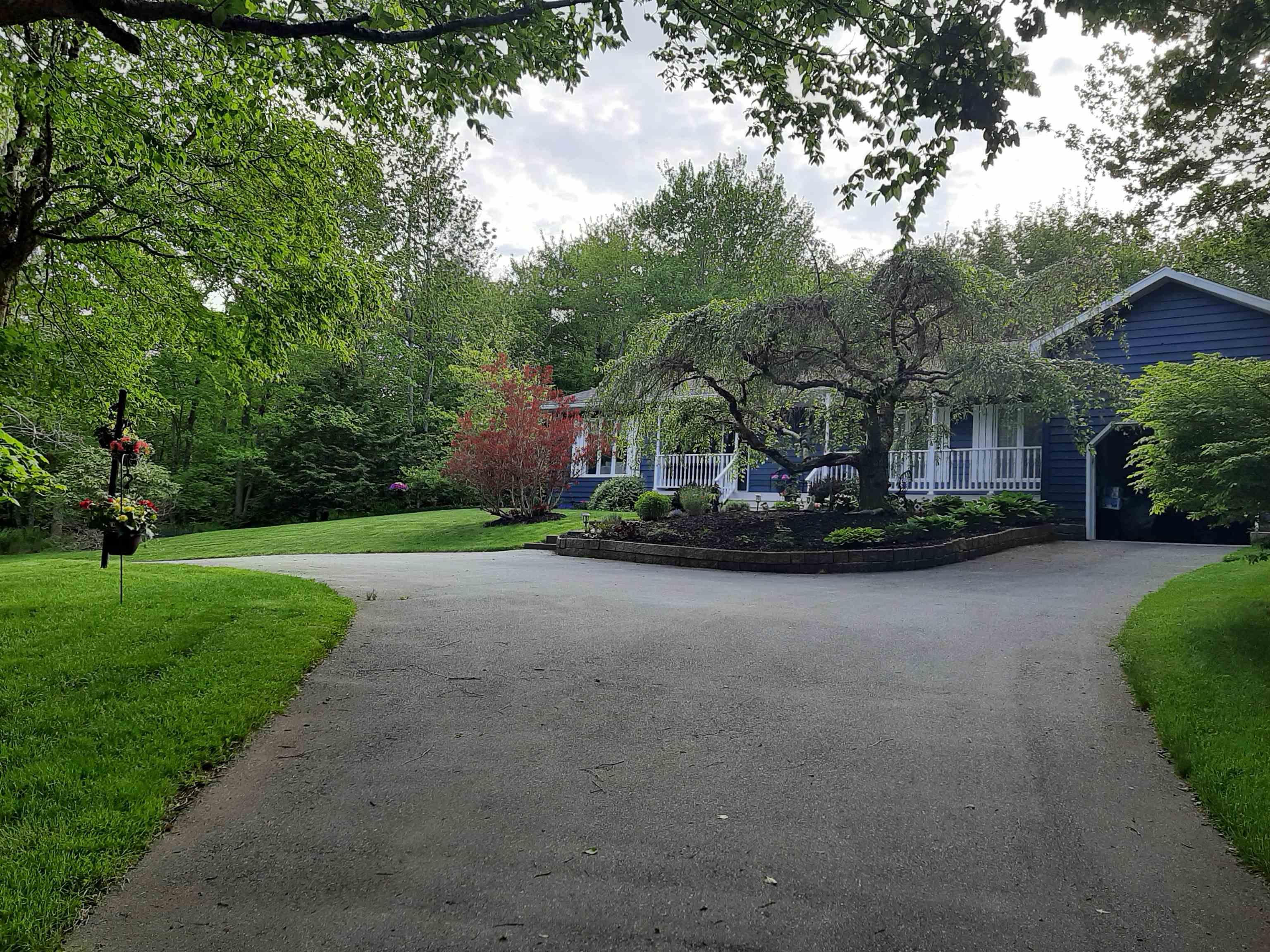 $659,900.00: 8 Castlewood Drive, Fall River