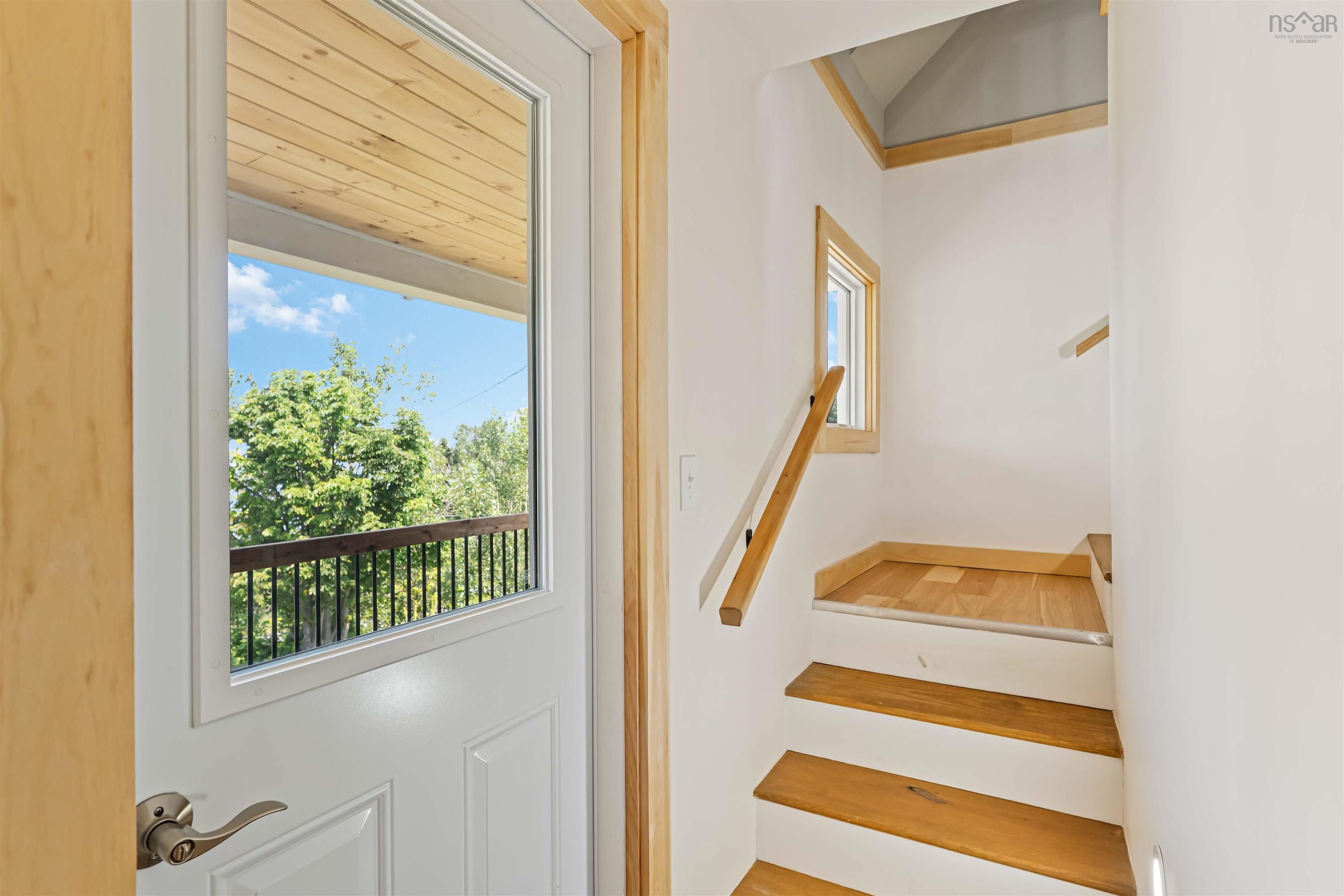 $399,000.00: 866 Brinton Road, Port Lorne