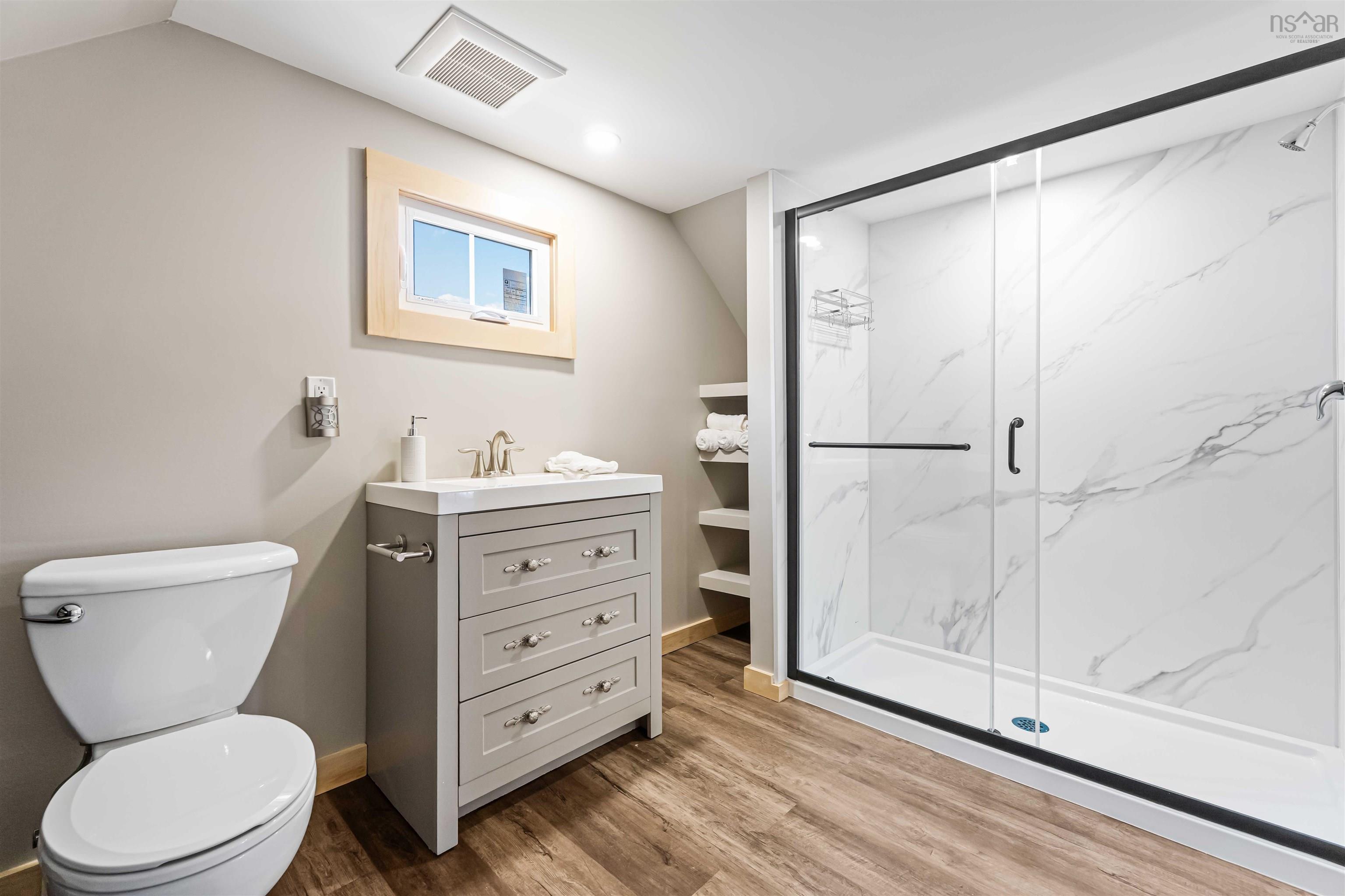 $399,000.00: 866 Brinton Road, Port Lorne