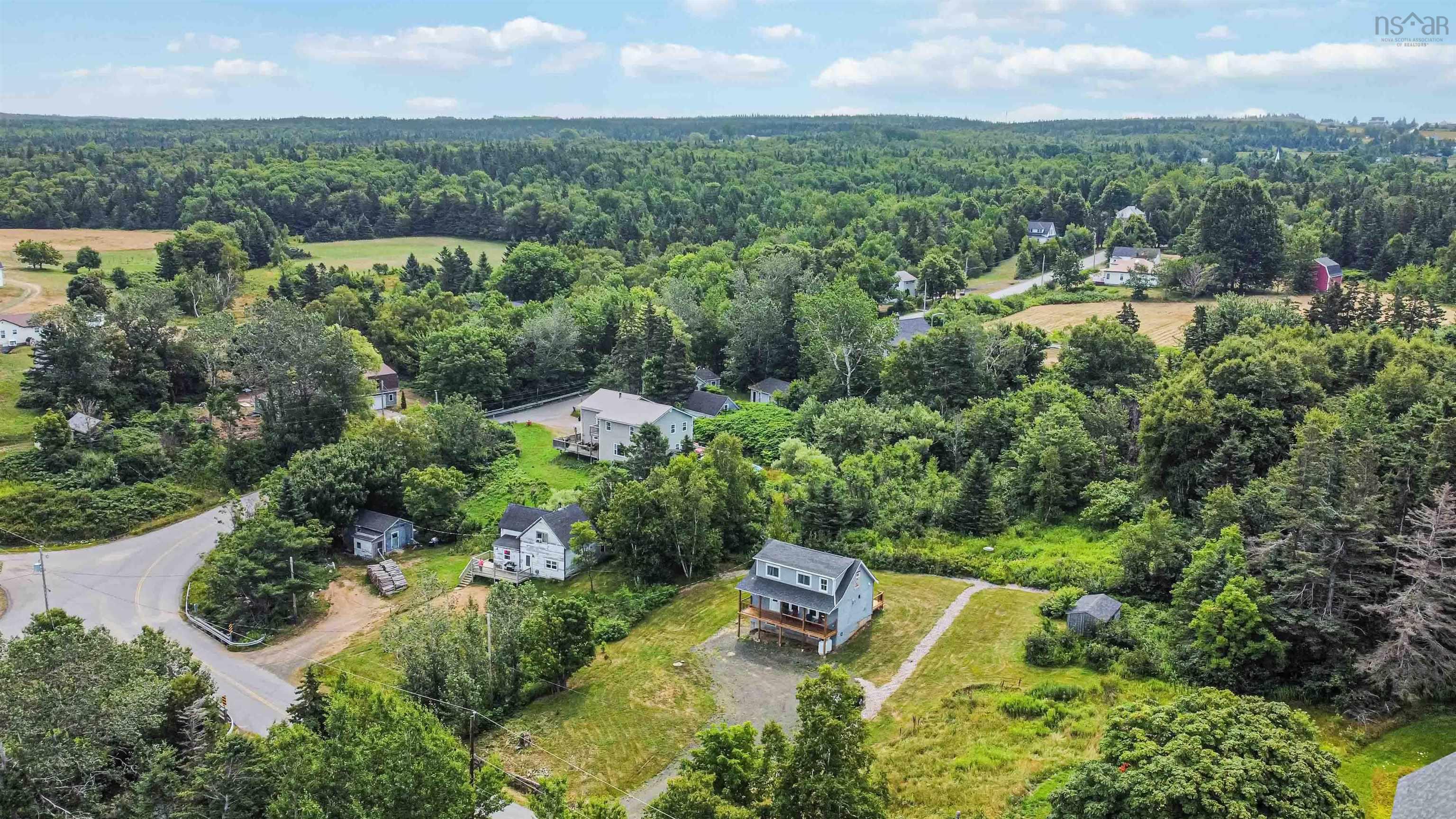 $399,000.00: 866 Brinton Road, Port Lorne