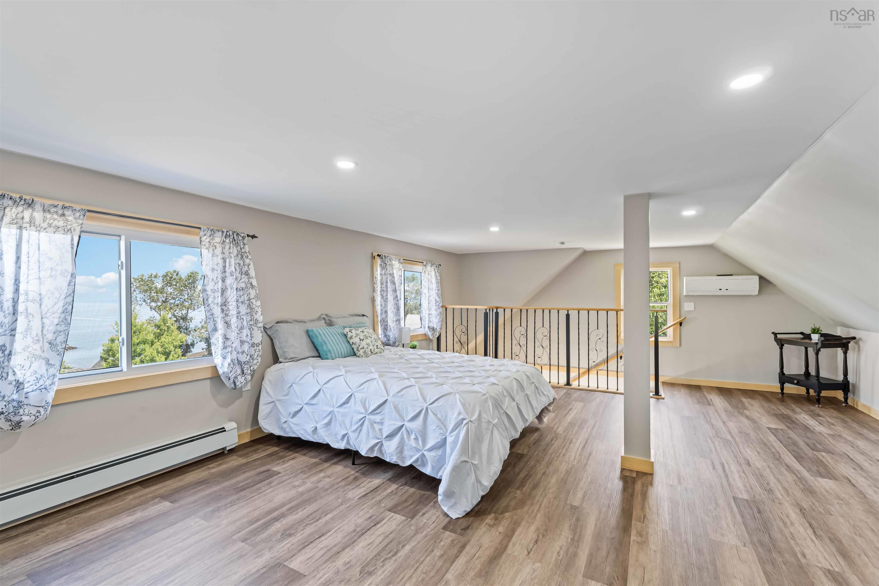 $399,000.00: 866 Brinton Road, Port Lorne