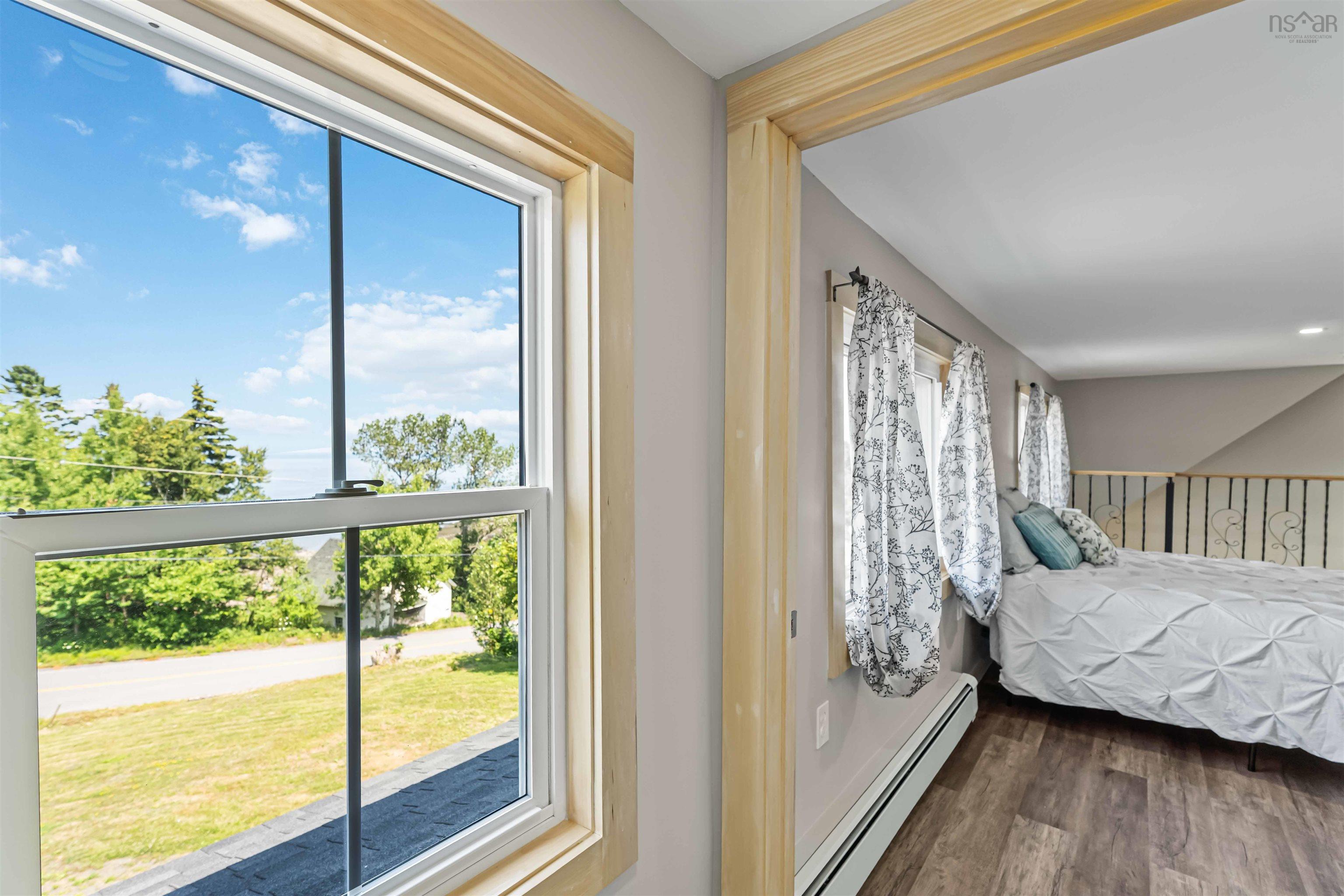 $399,000.00: 866 Brinton Road, Port Lorne