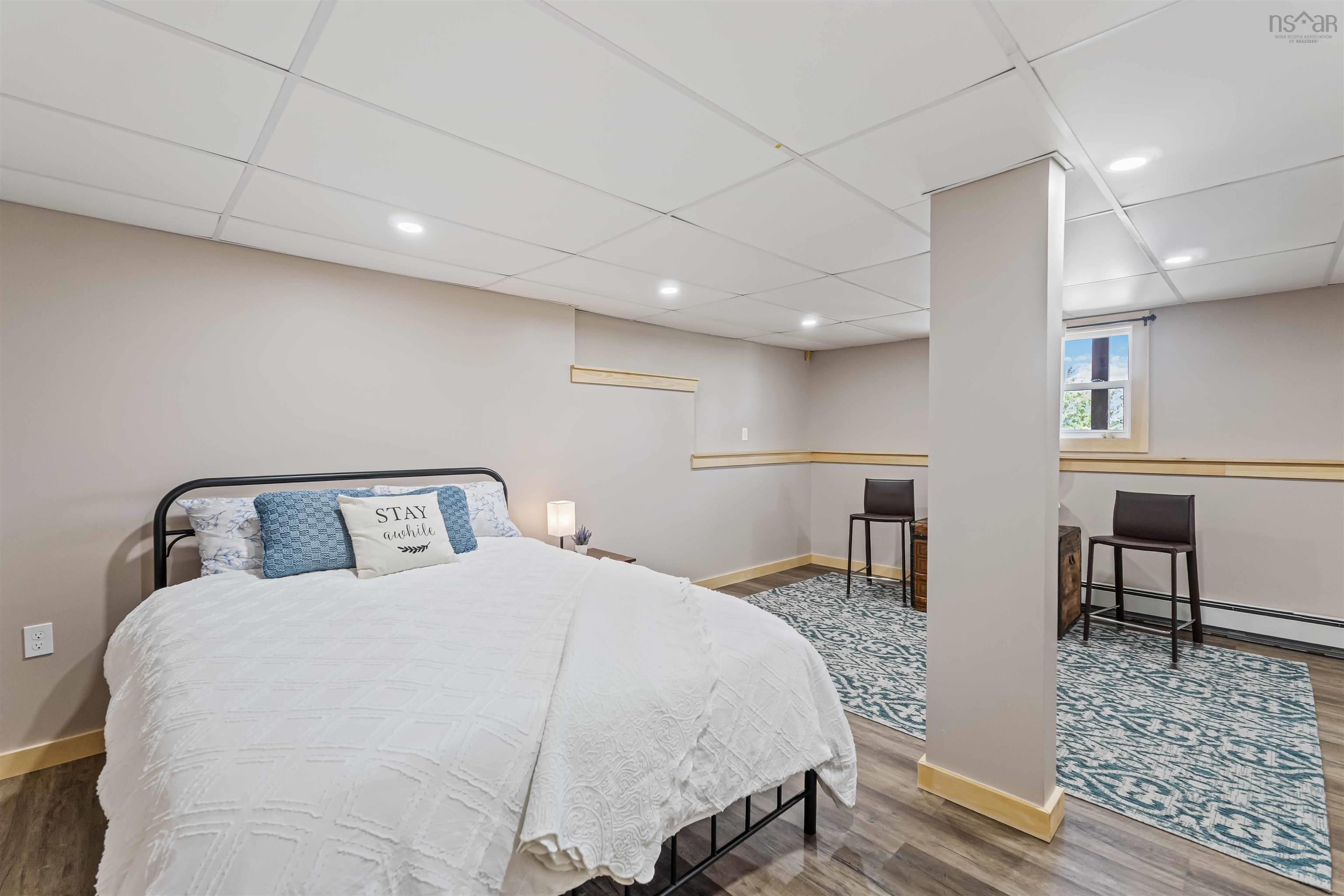 $399,000.00: 866 Brinton Road, Port Lorne