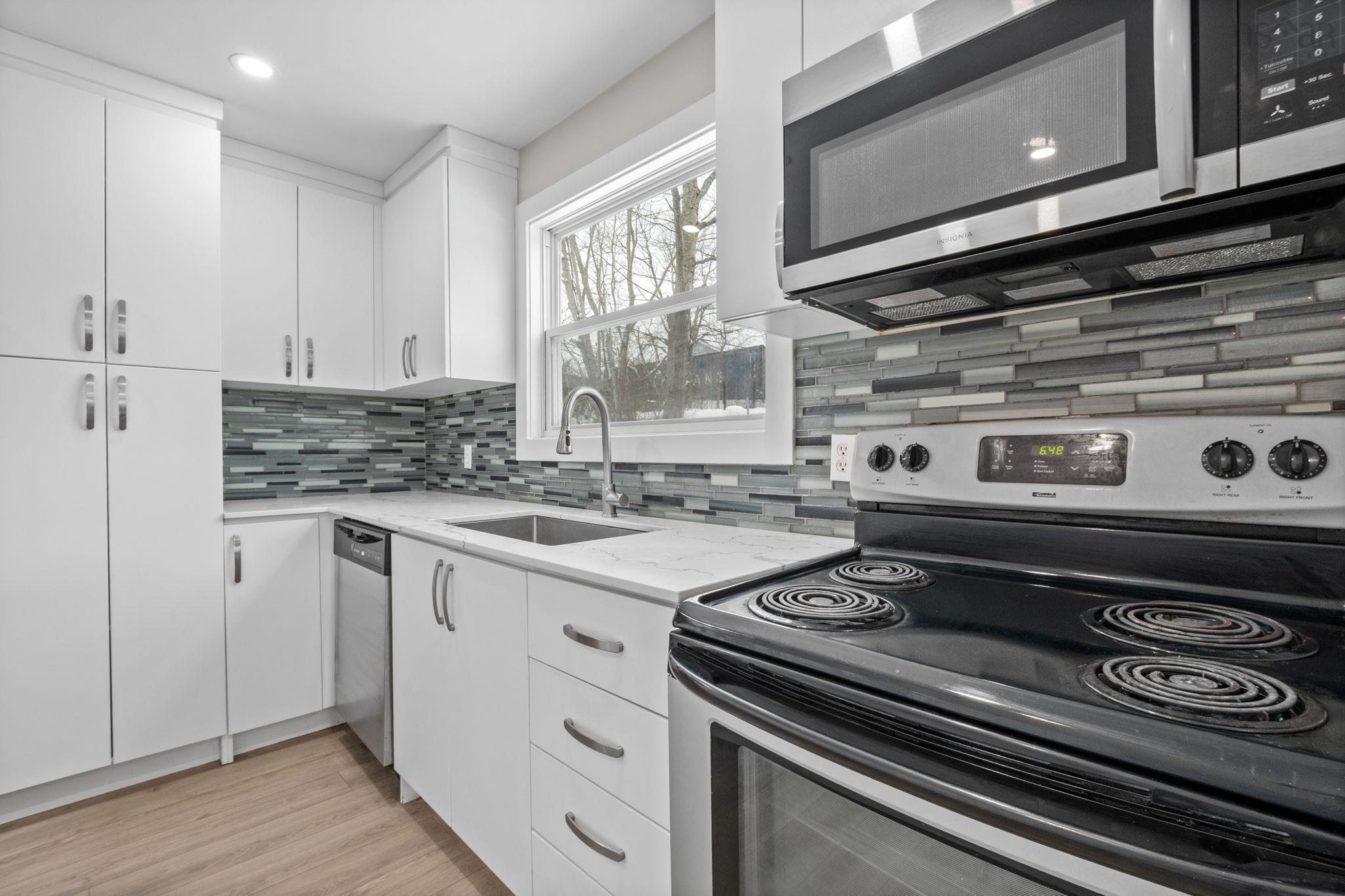 $570,000.00: 15 Saint Michaels Avenue, Halifax