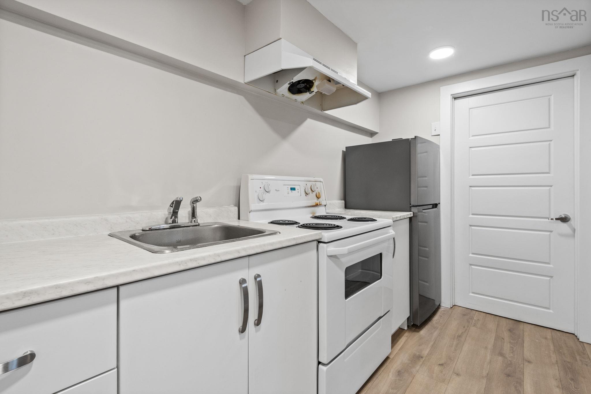 $570,000.00: 15 Saint Michaels Avenue, Halifax