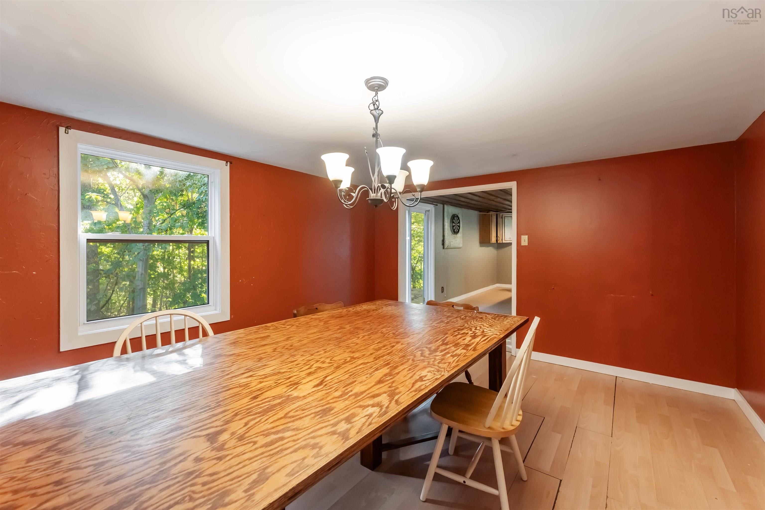 $299,900.00: 736 Cambridge Road, Cambridge