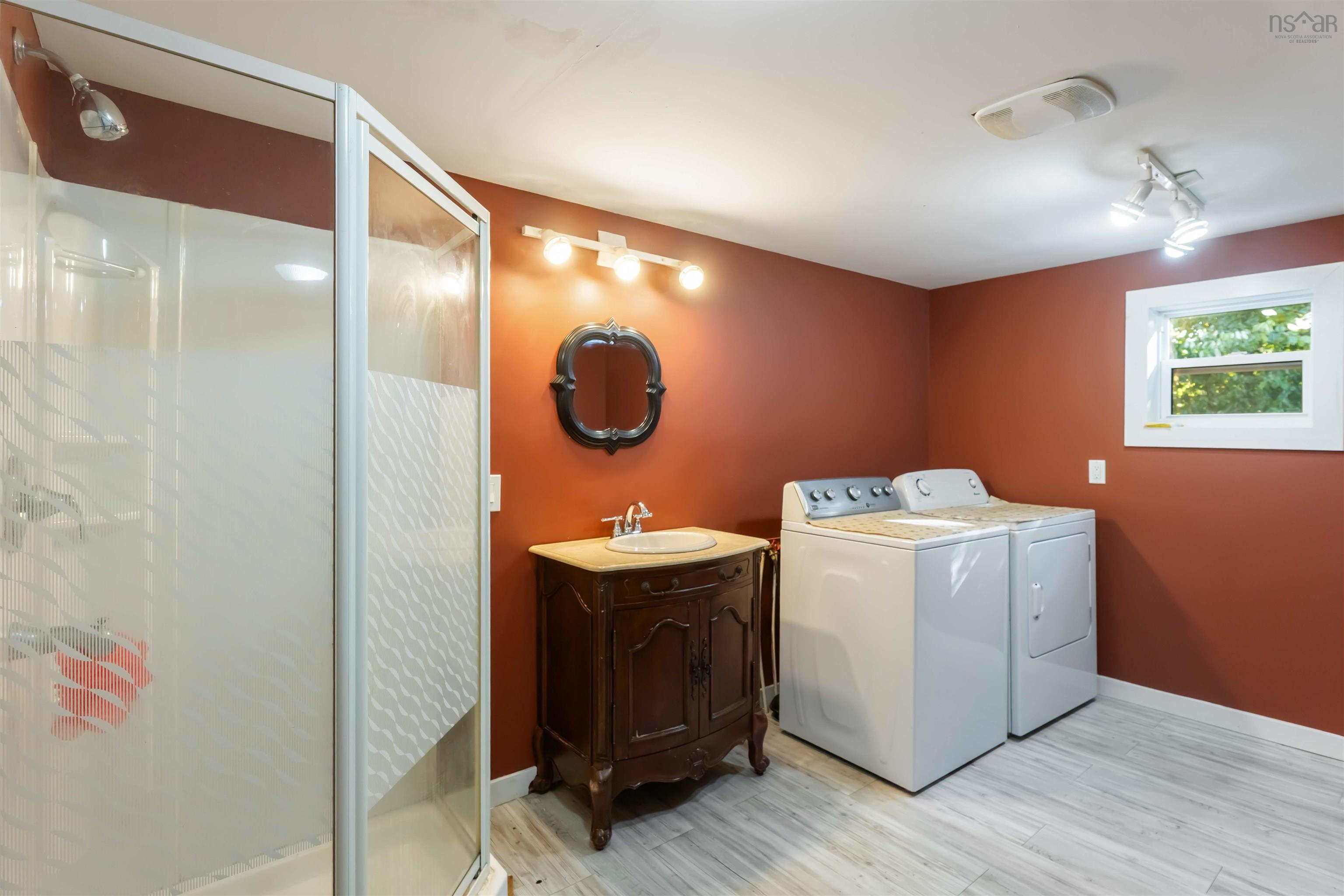 $299,900.00: 736 Cambridge Road, Cambridge