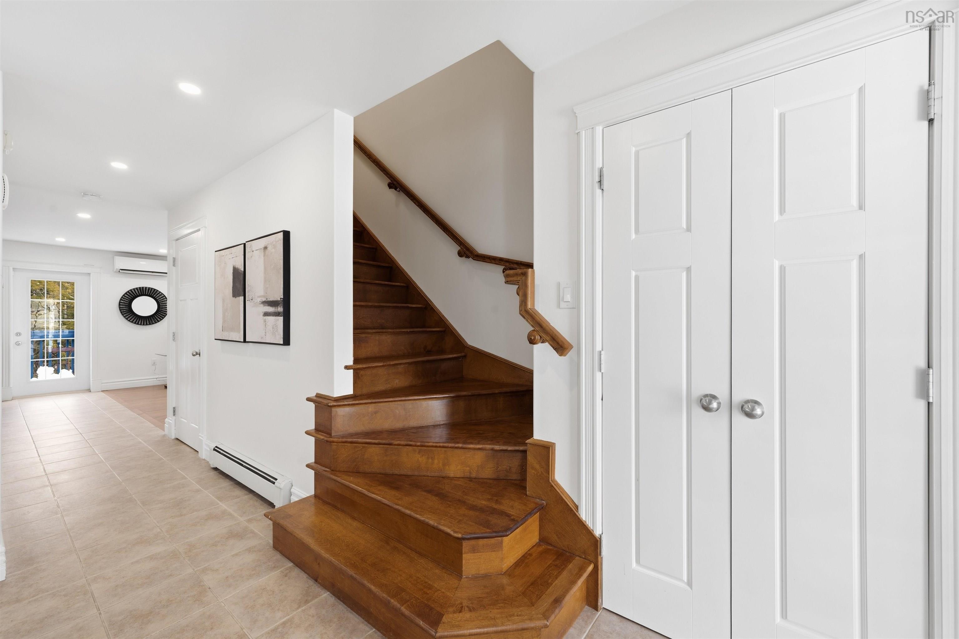 465 Laurel Ridge Drive, Beaver Bank, NS (MLS 202603162)