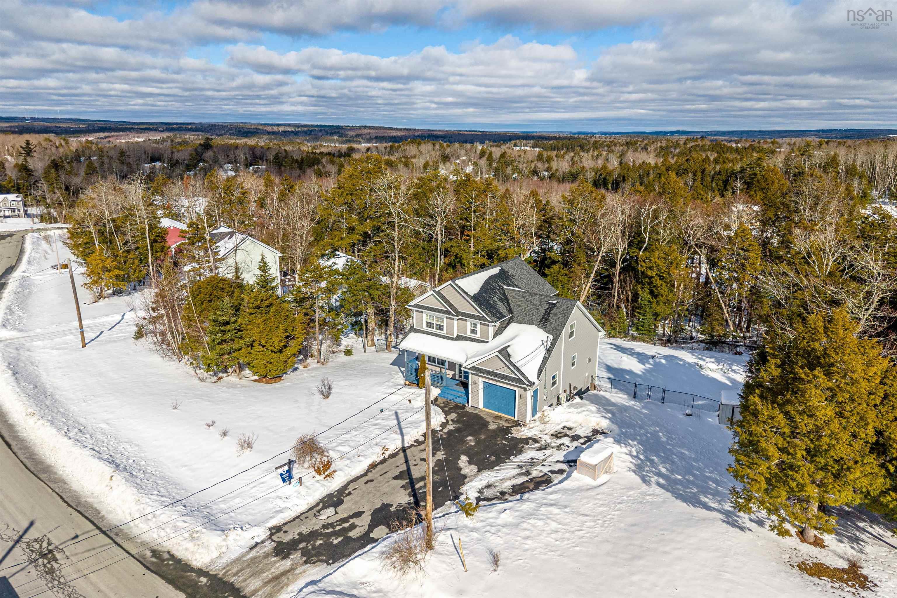 465 Laurel Ridge Drive, Beaver Bank, NS (MLS 202603162)
