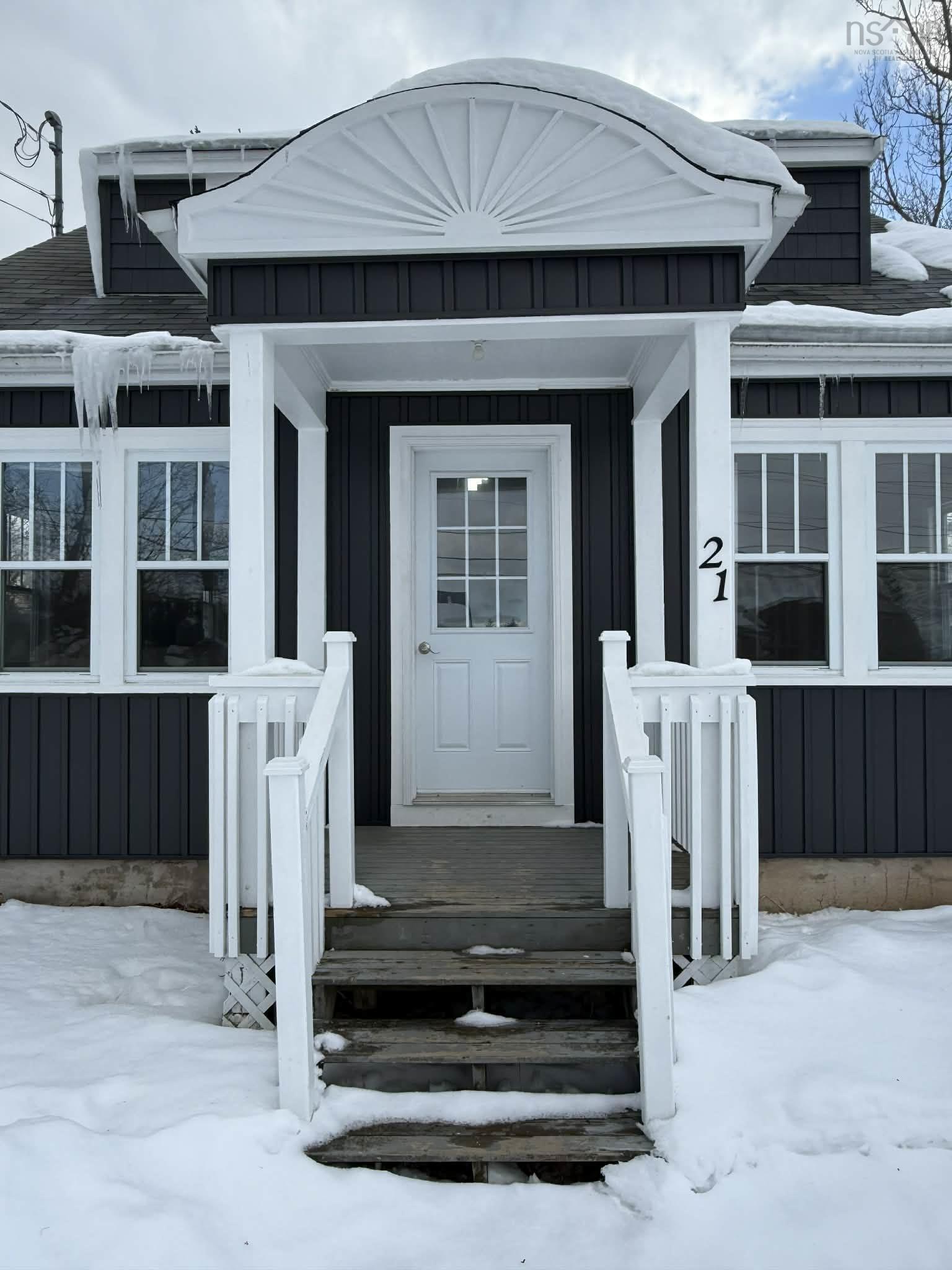 $259,000.00: 21 South Street, Carleton Corner