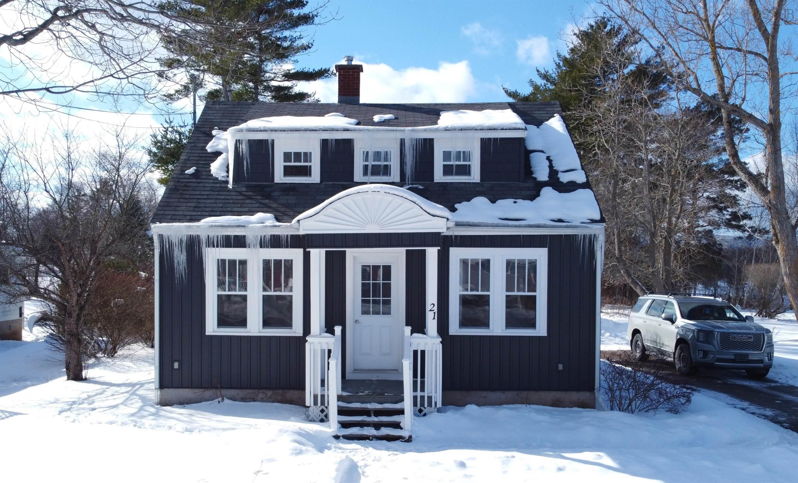 $259,000.00: 21 South Street, Carleton Corner