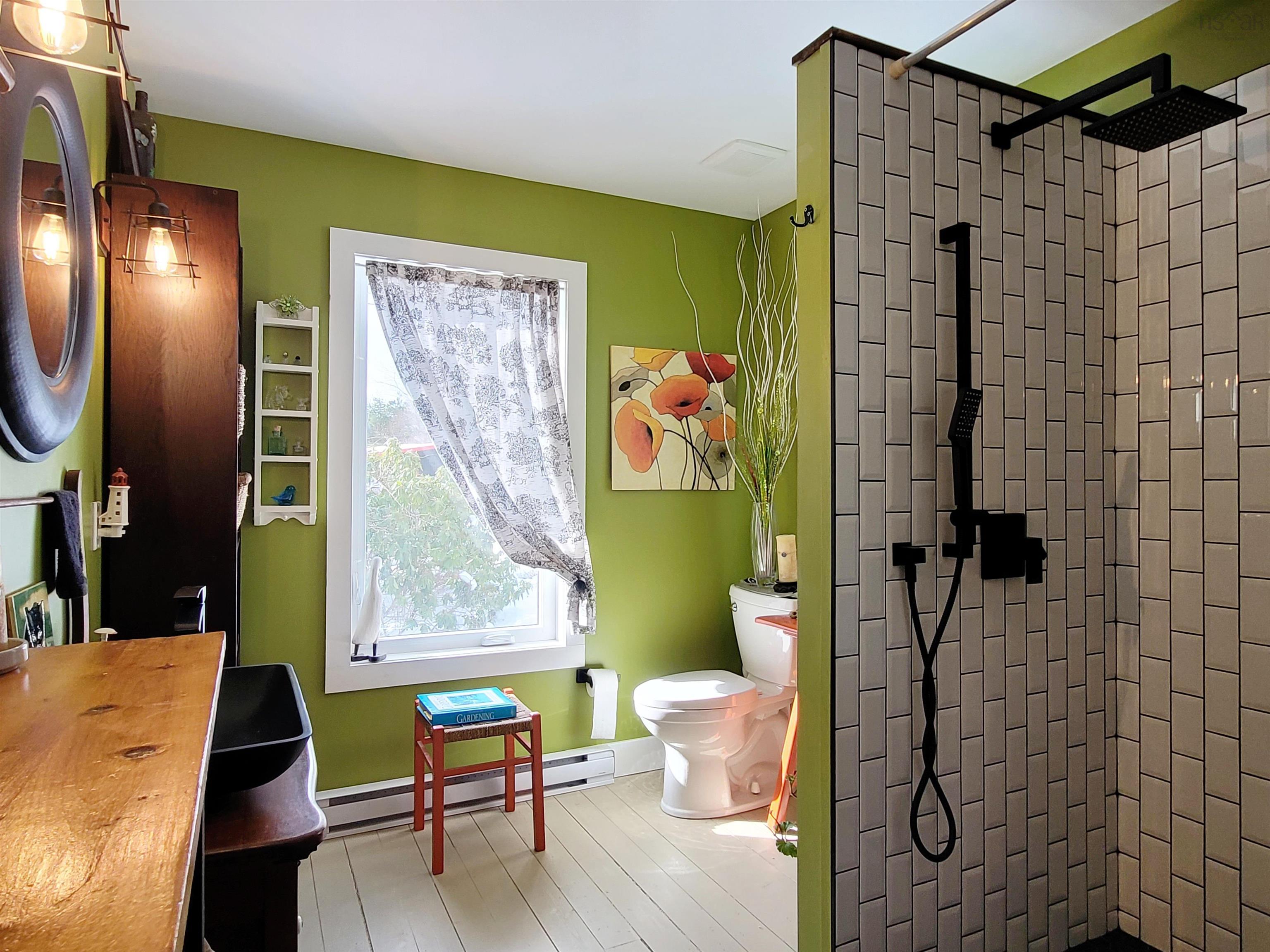 $424,000.00: 35 Mcdonald Road, White Point