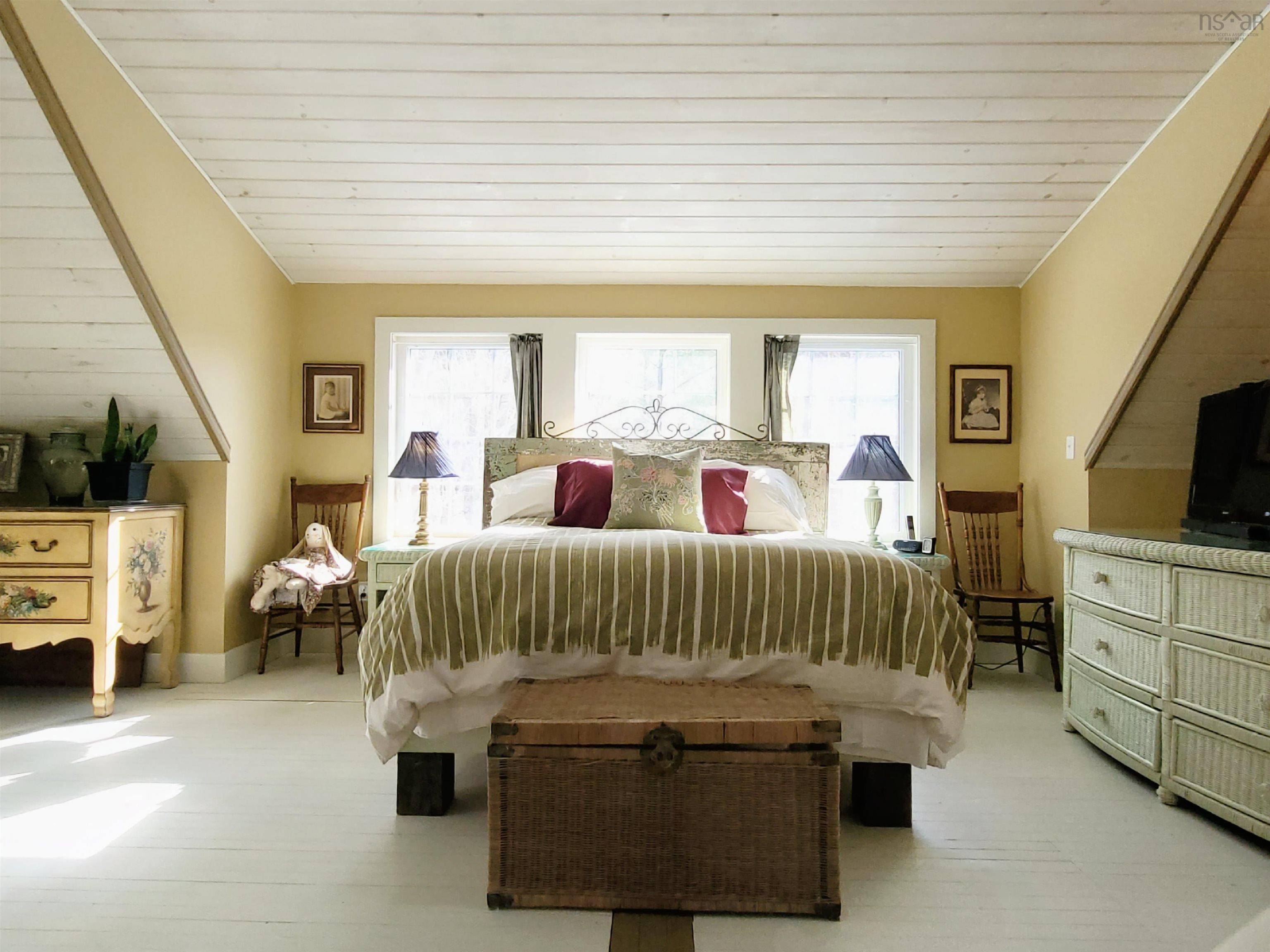 $424,000.00: 35 Mcdonald Road, White Point