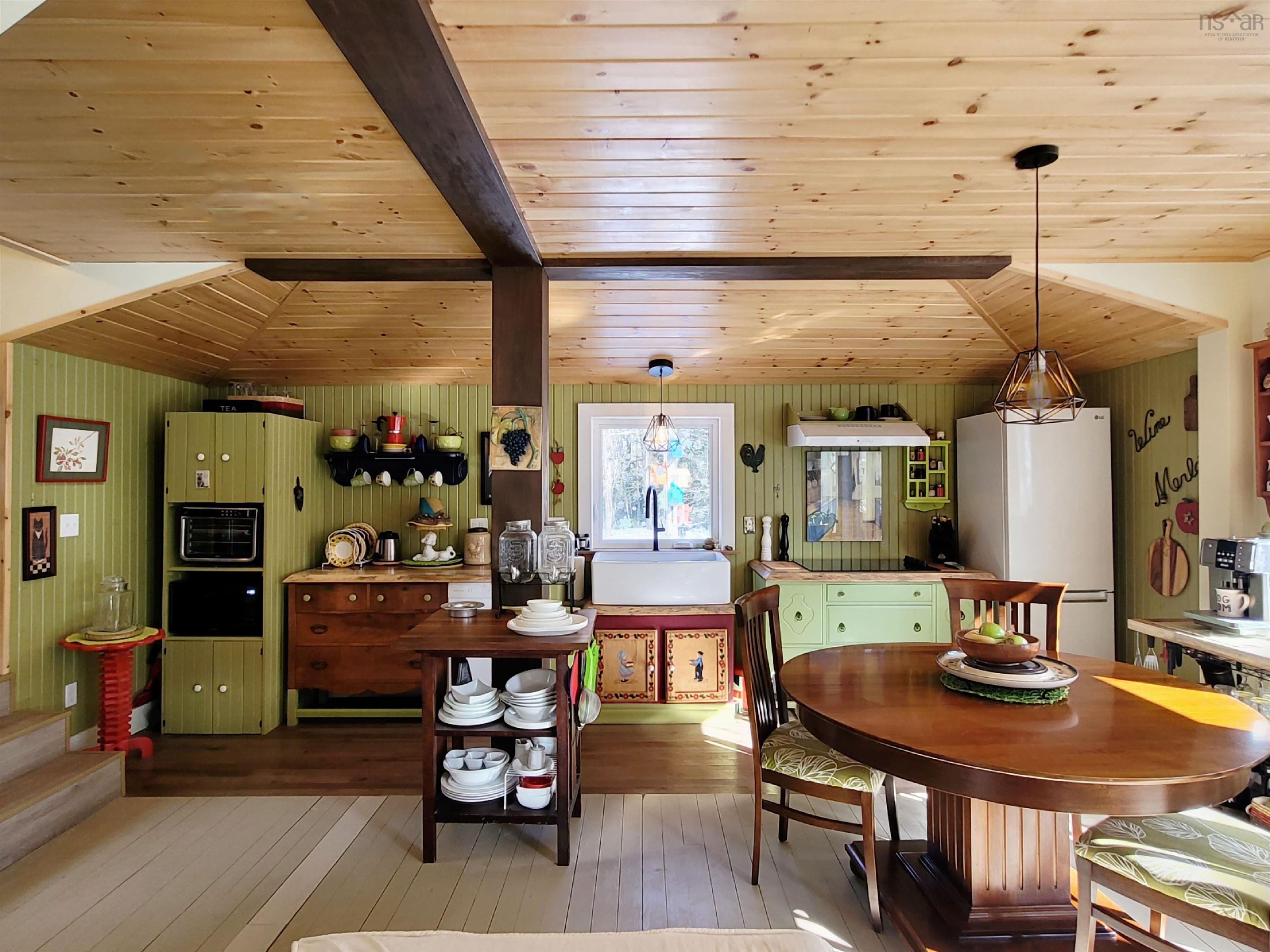 $424,000.00: 35 Mcdonald Road, White Point