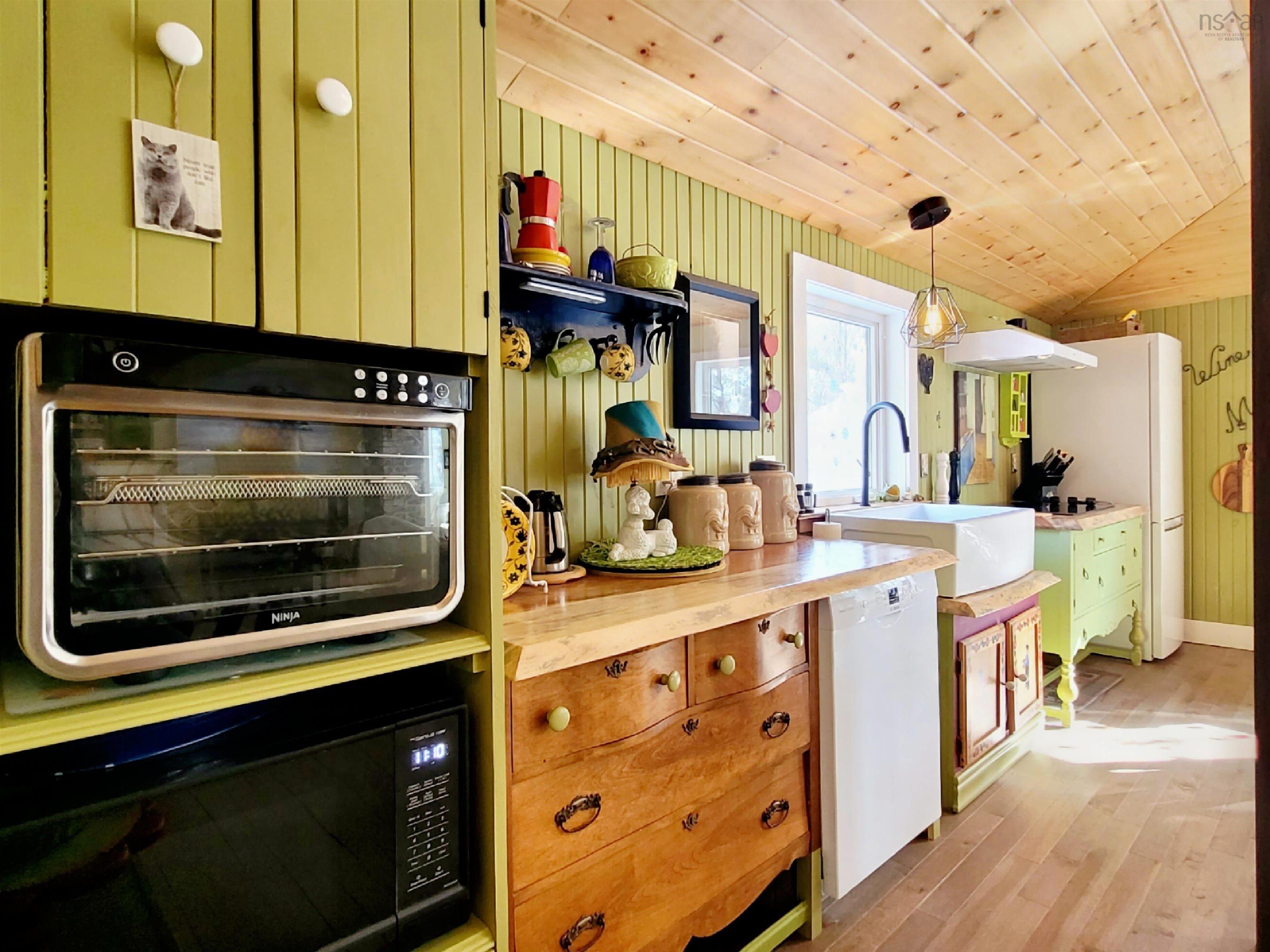 $424,000.00: 35 Mcdonald Road, White Point