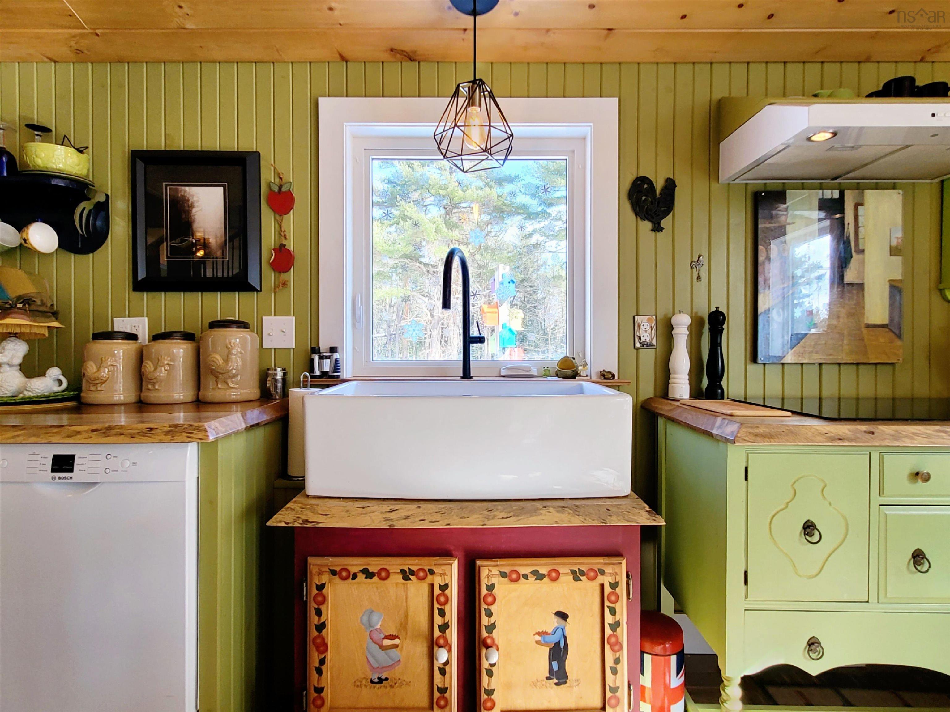 $424,000.00: 35 Mcdonald Road, White Point