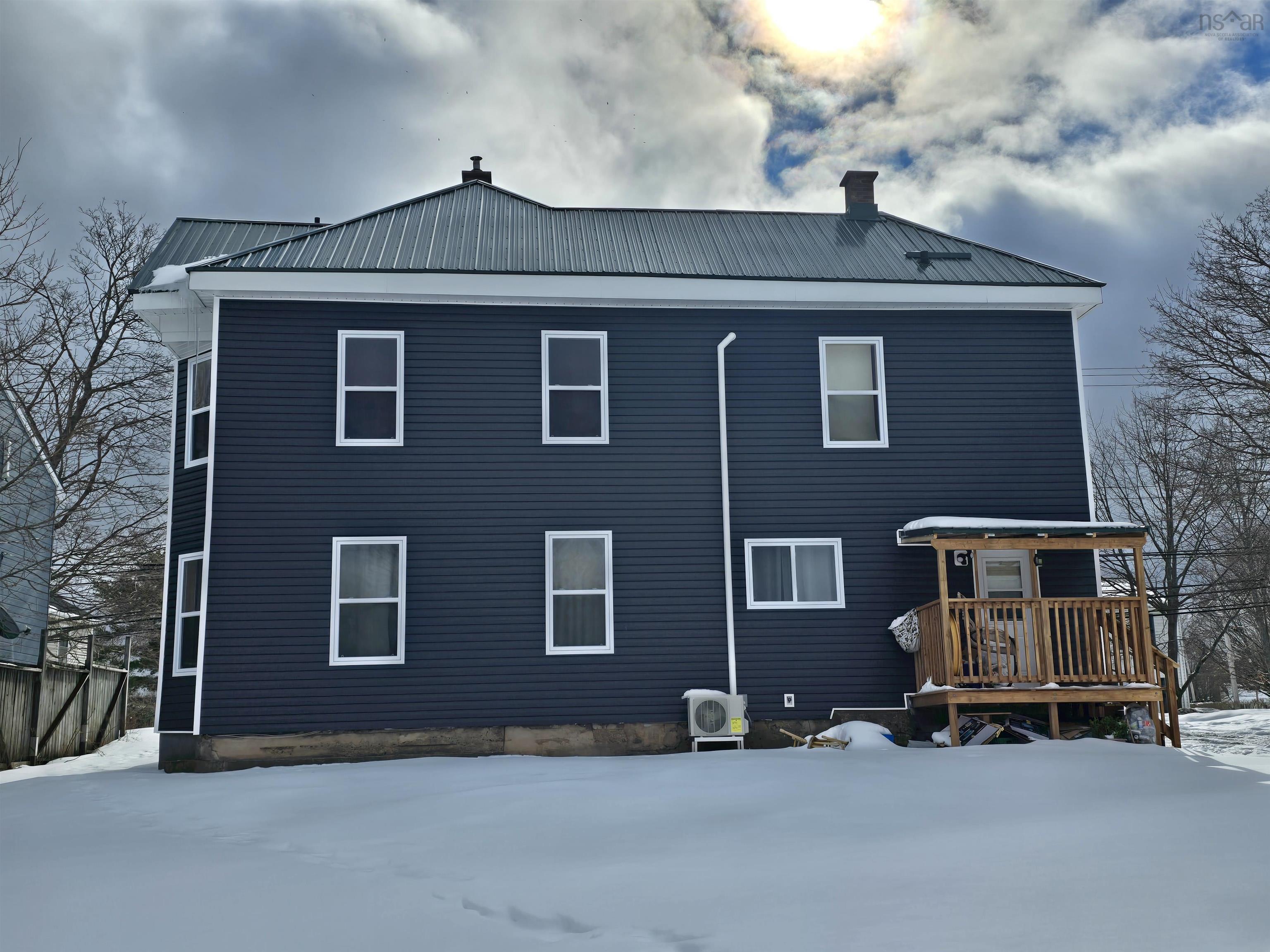 $475,000.00: 457 Robie Street, Truro