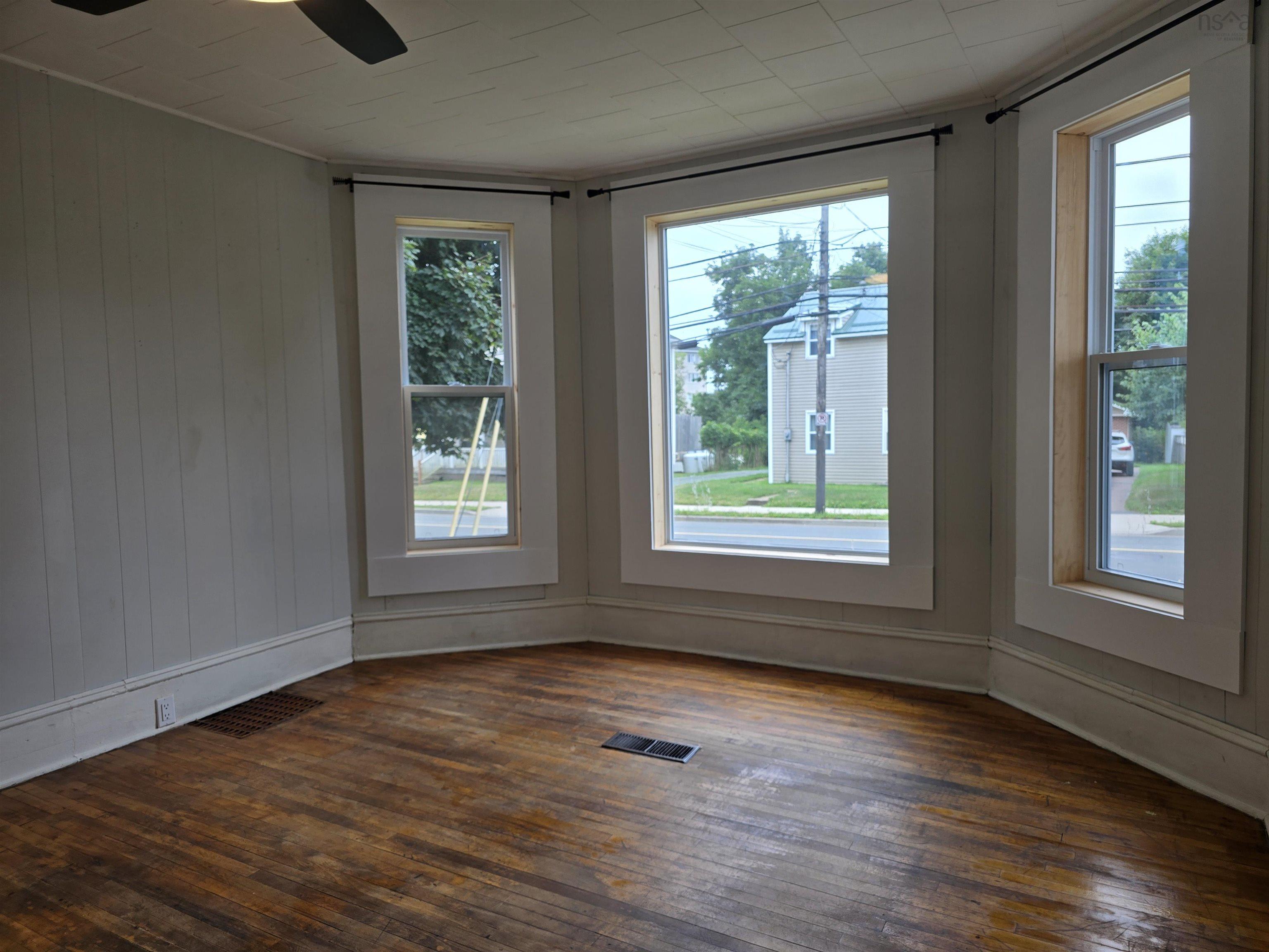 $475,000.00: 457 Robie Street, Truro