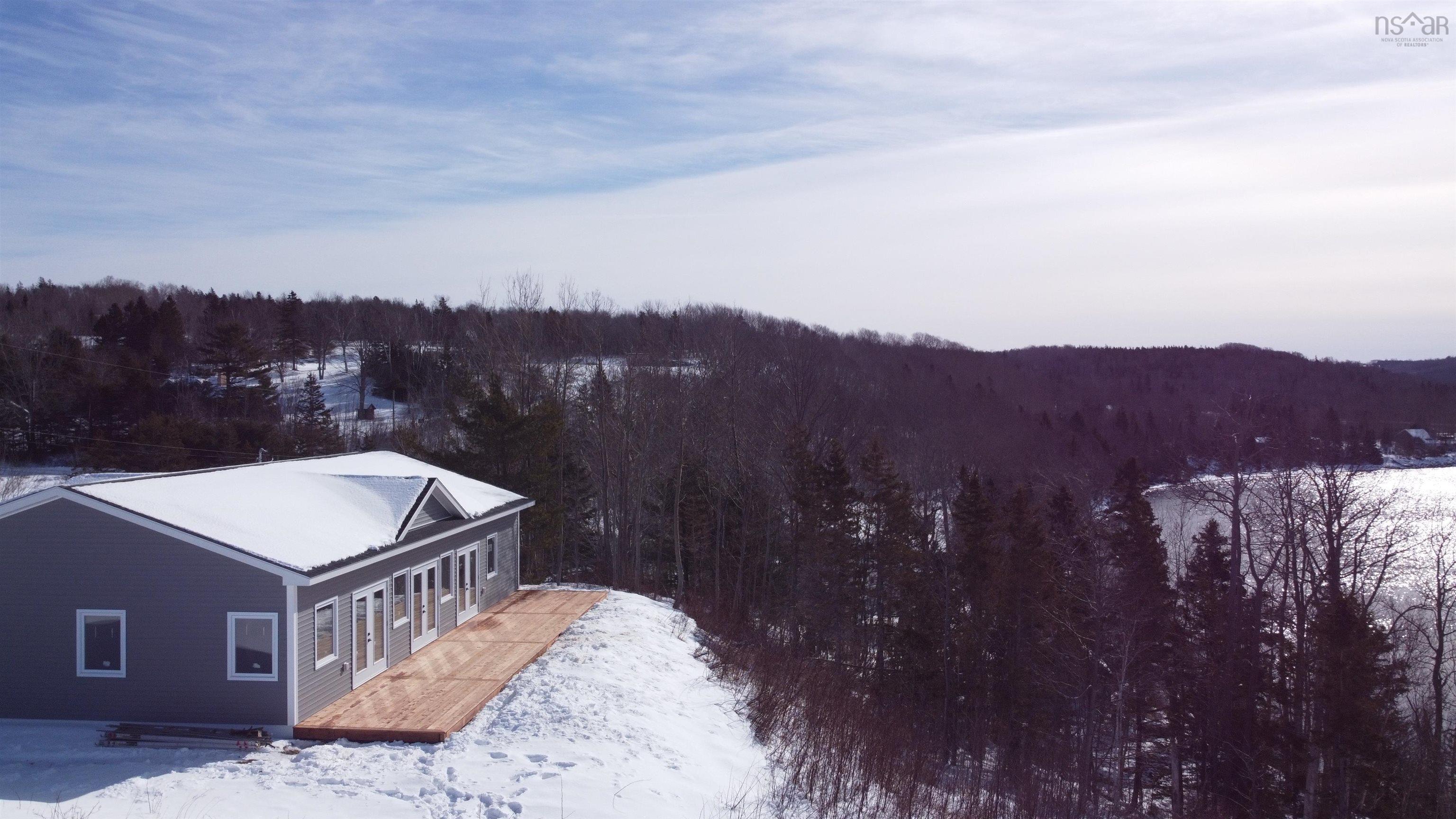 $625,860.00: 41 Colonial Arms Drive, Deep Brook