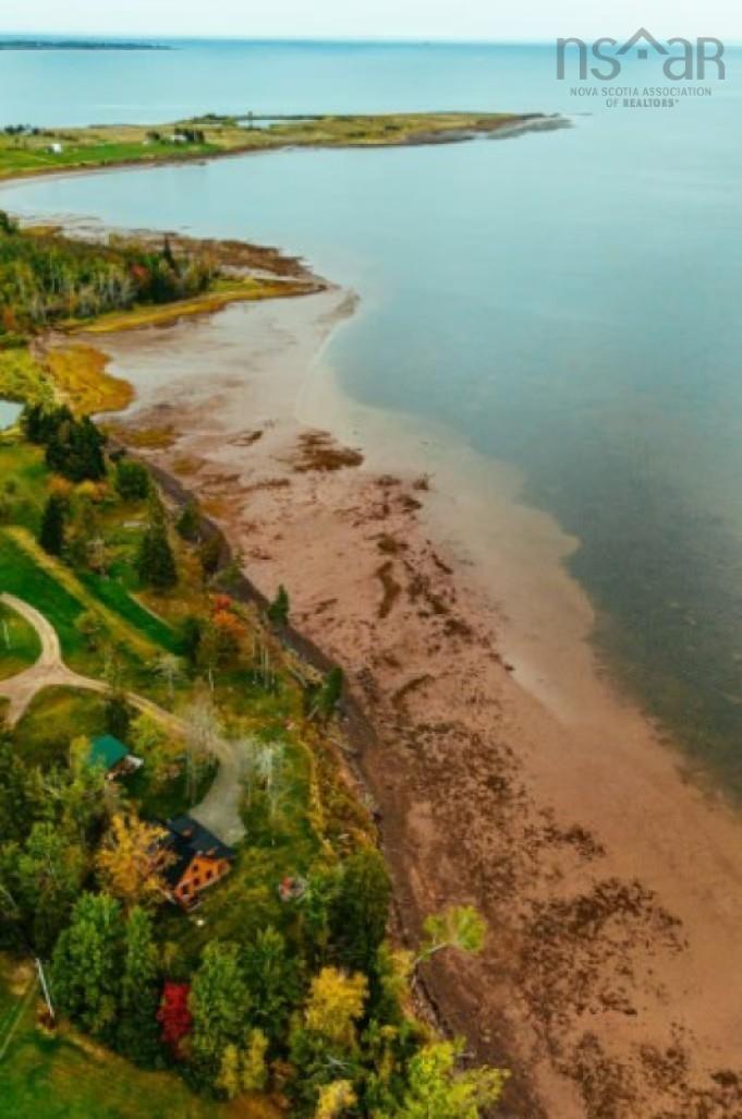 $549,900.00: 1124 Sandpoint Road, Sand Point