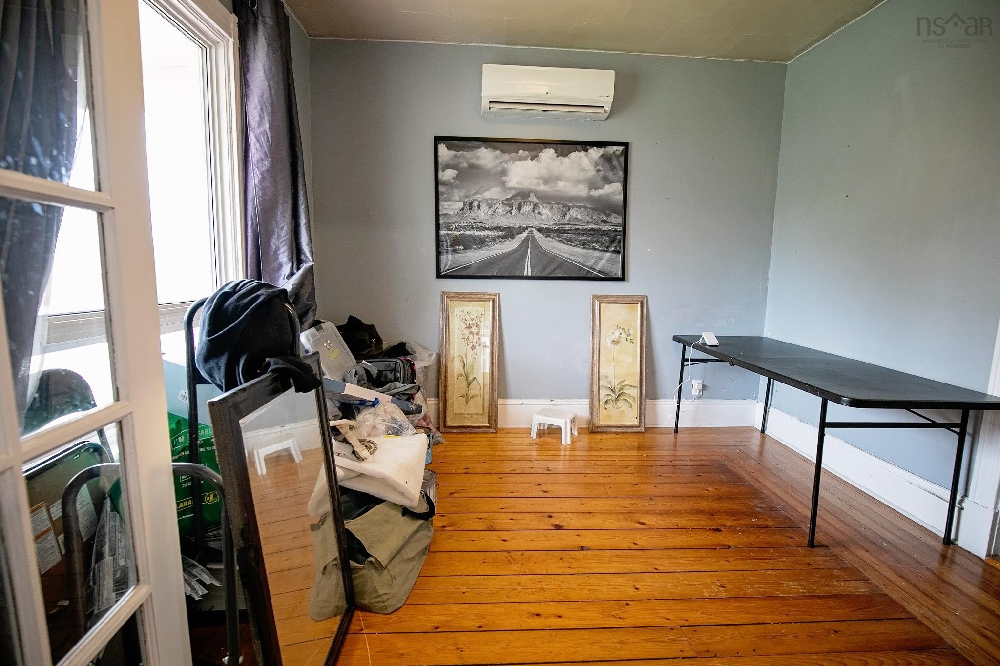 $219,900.00: 29 Wellington Street, Amherst