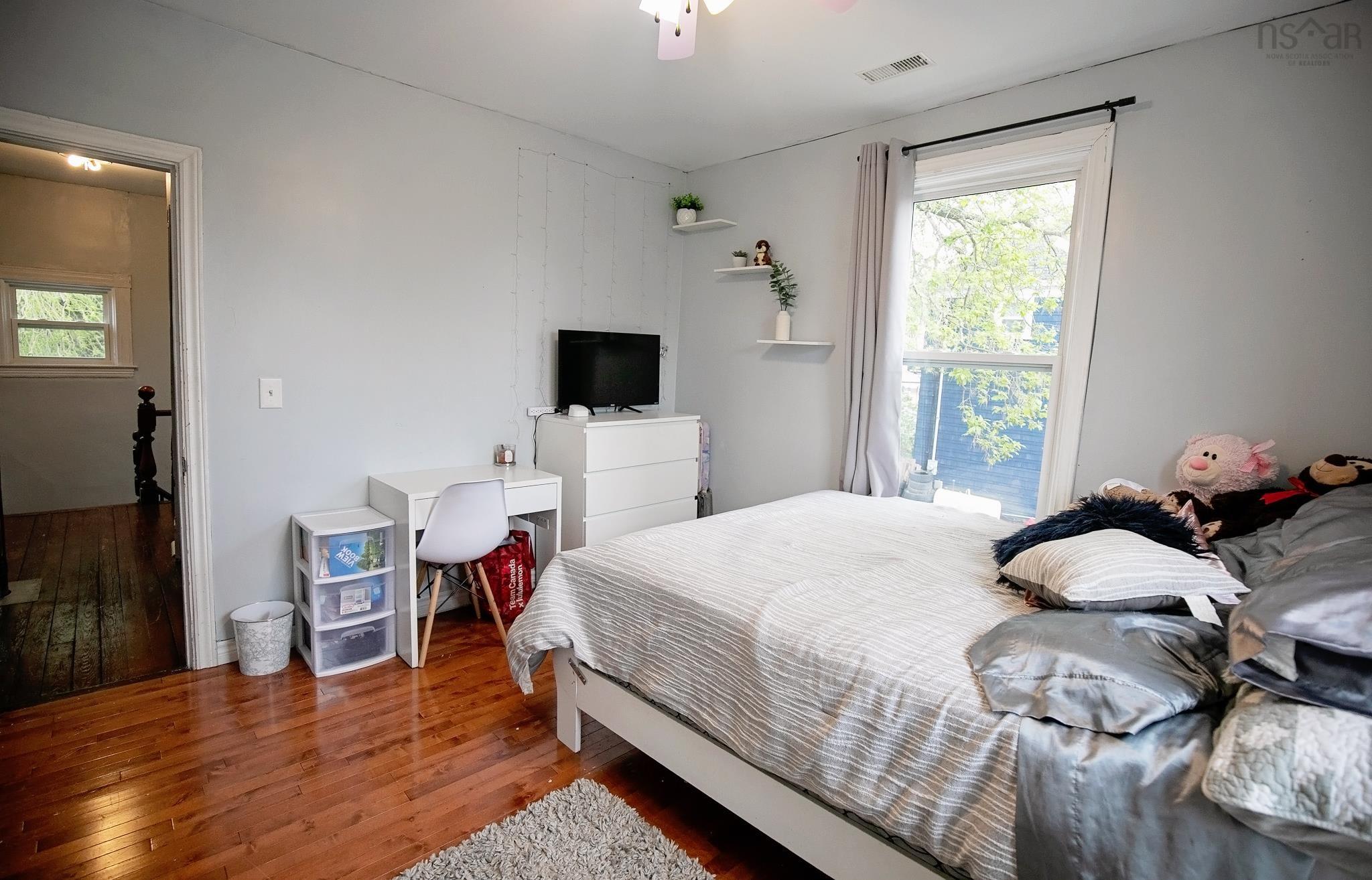 $219,900.00: 29 Wellington Street, Amherst