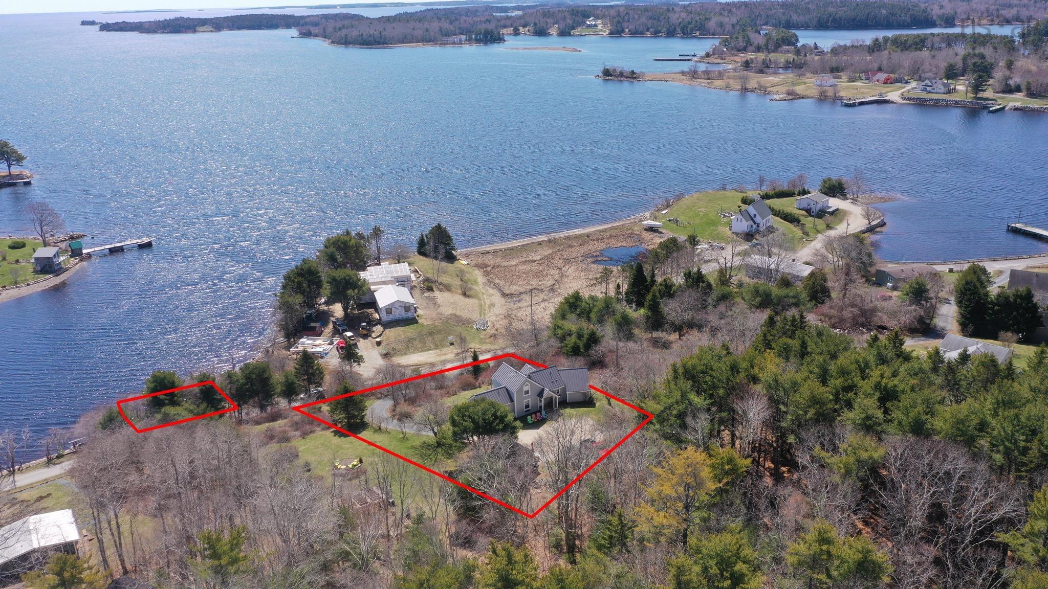 $869,000.00: 287 East Side Martins River Road, Martins River