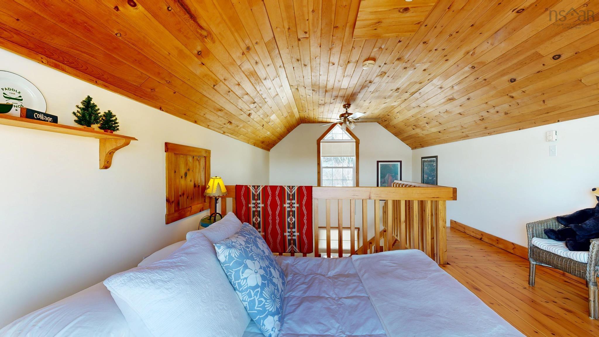 $869,000.00: 287 East Side Martins River Road, Martins River