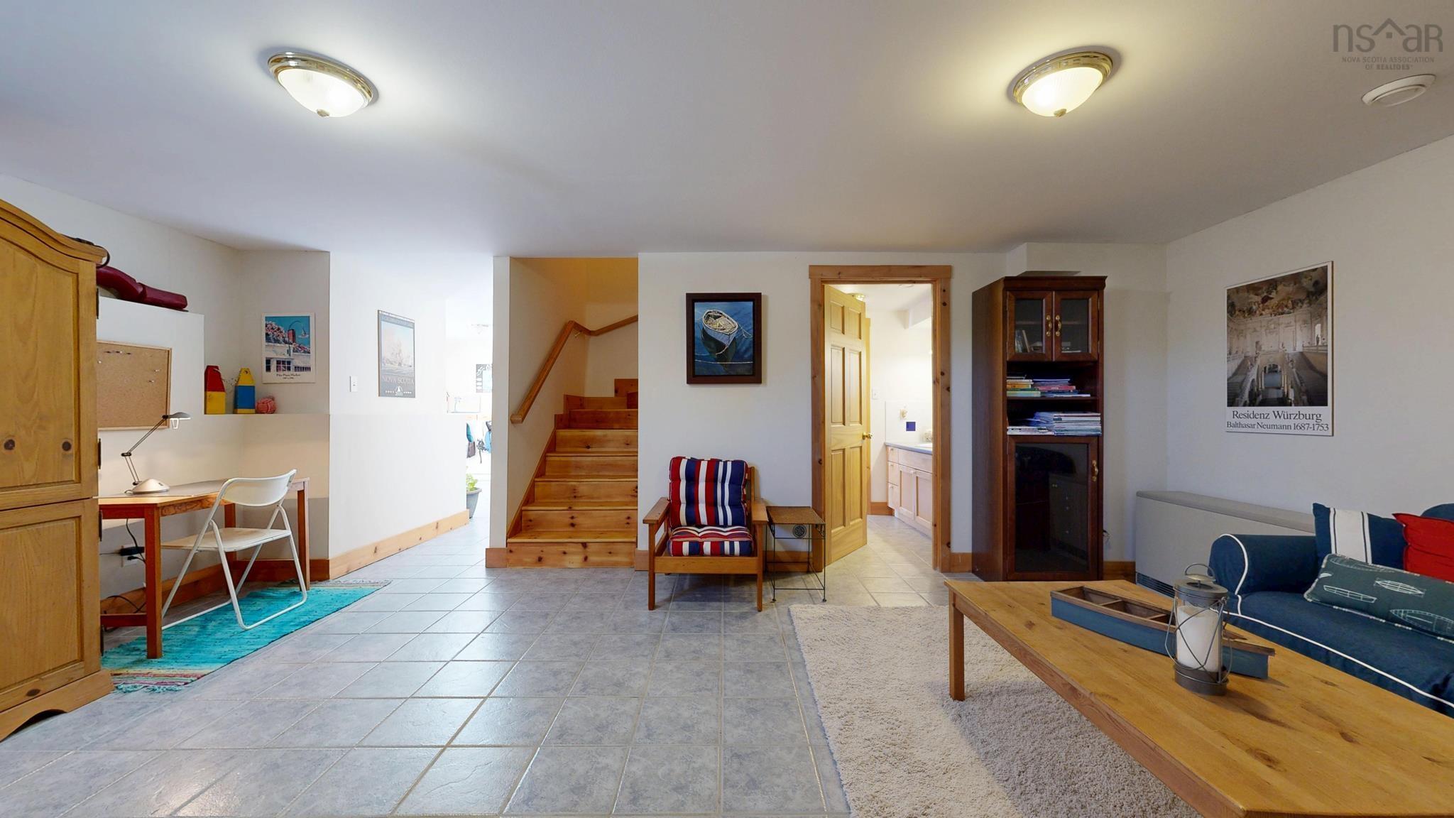 $995,000.00: 287 East Side Martins River Road, Martins River