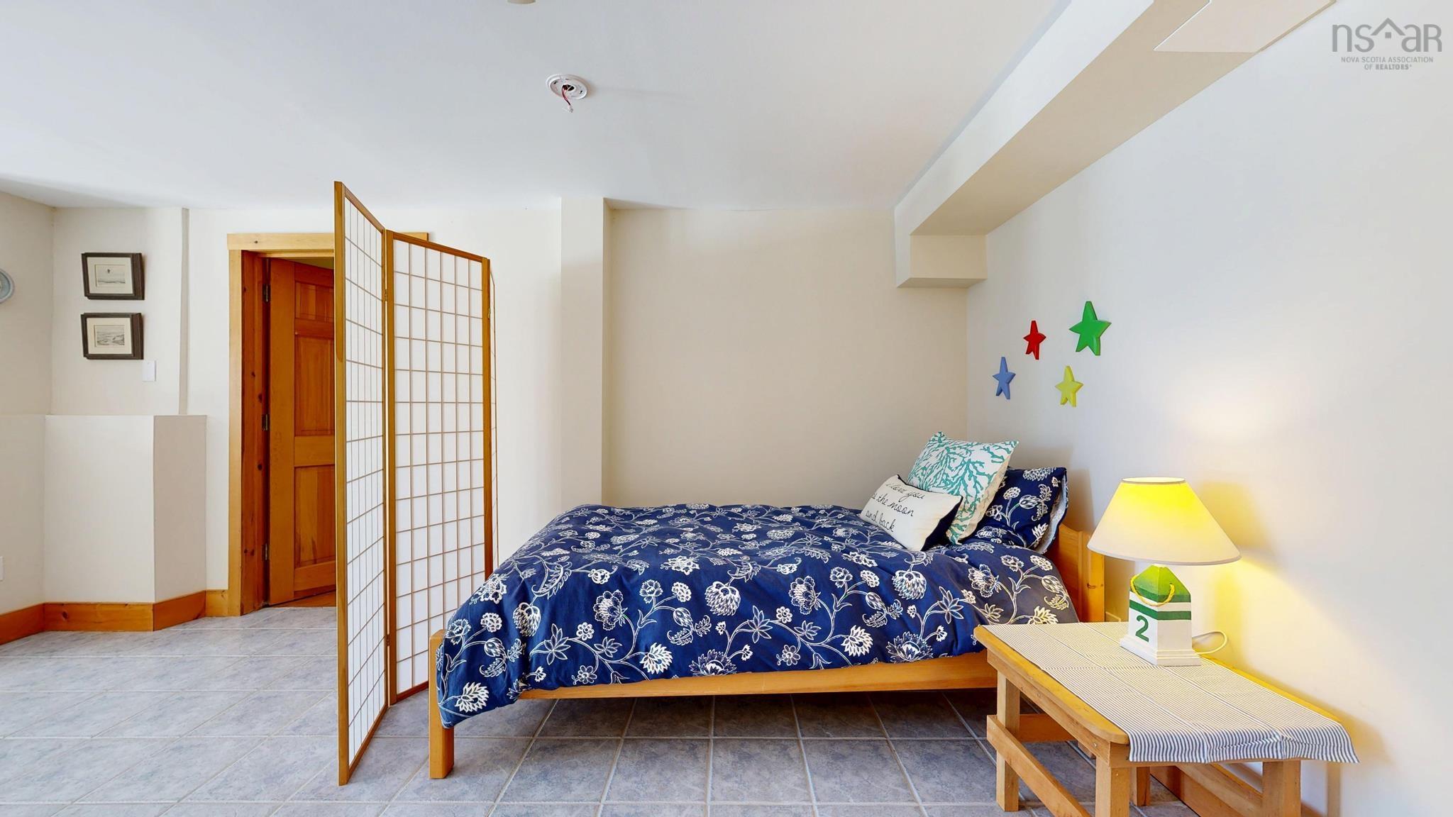 $995,000.00: 287 East Side Martins River Road, Martins River