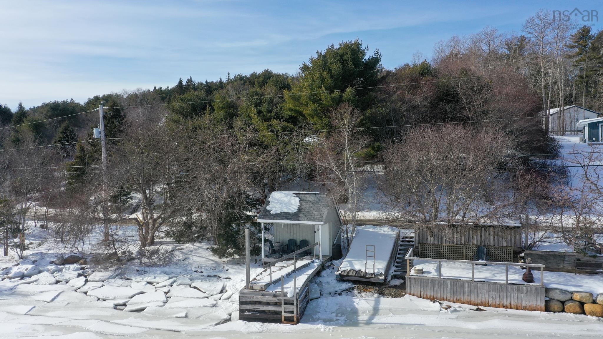 $995,000.00: 287 East Side Martins River Road, Martins River