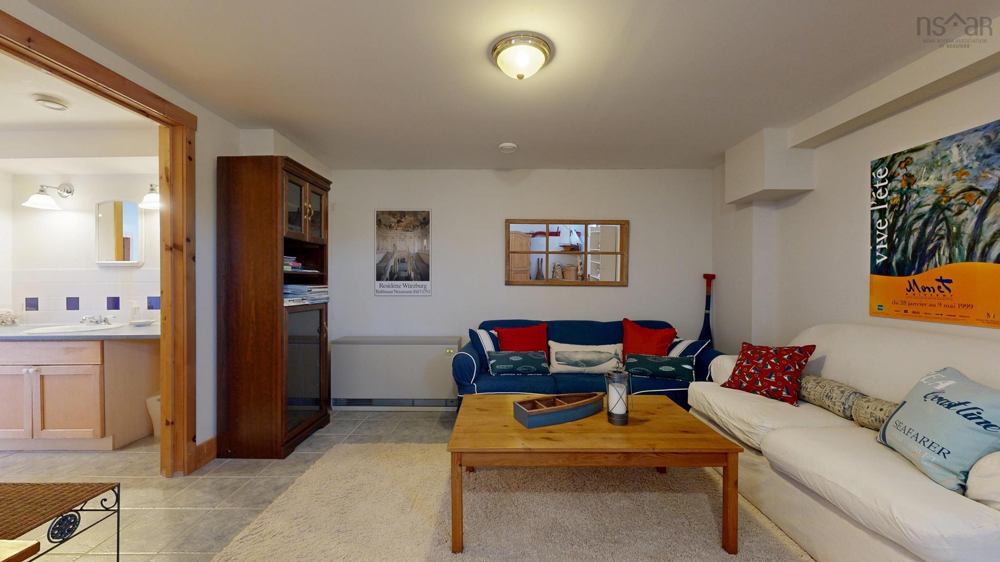 $995,000.00: 287 East Side Martins River Road, Martins River