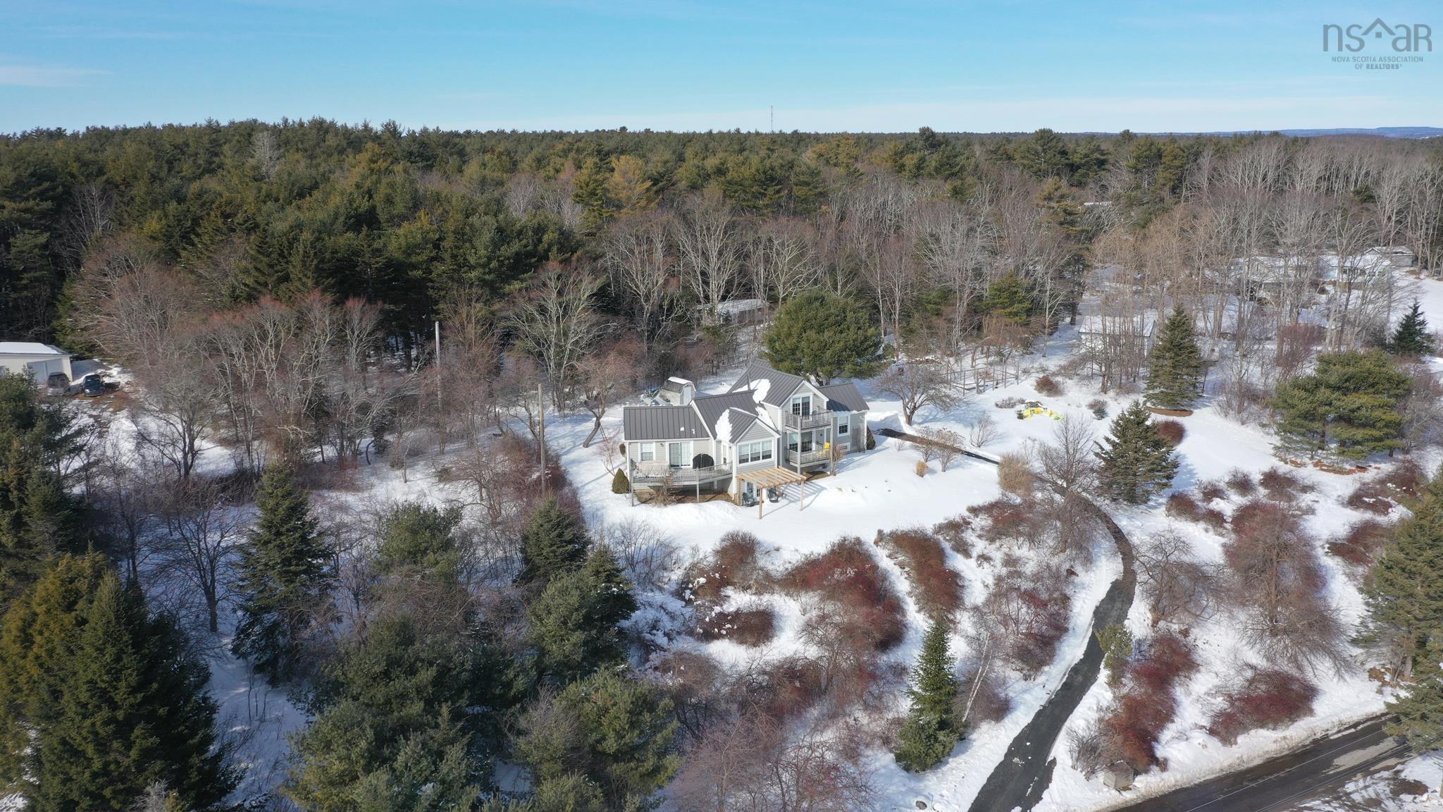 $995,000.00: 287 East Side Martins River Road, Martins River