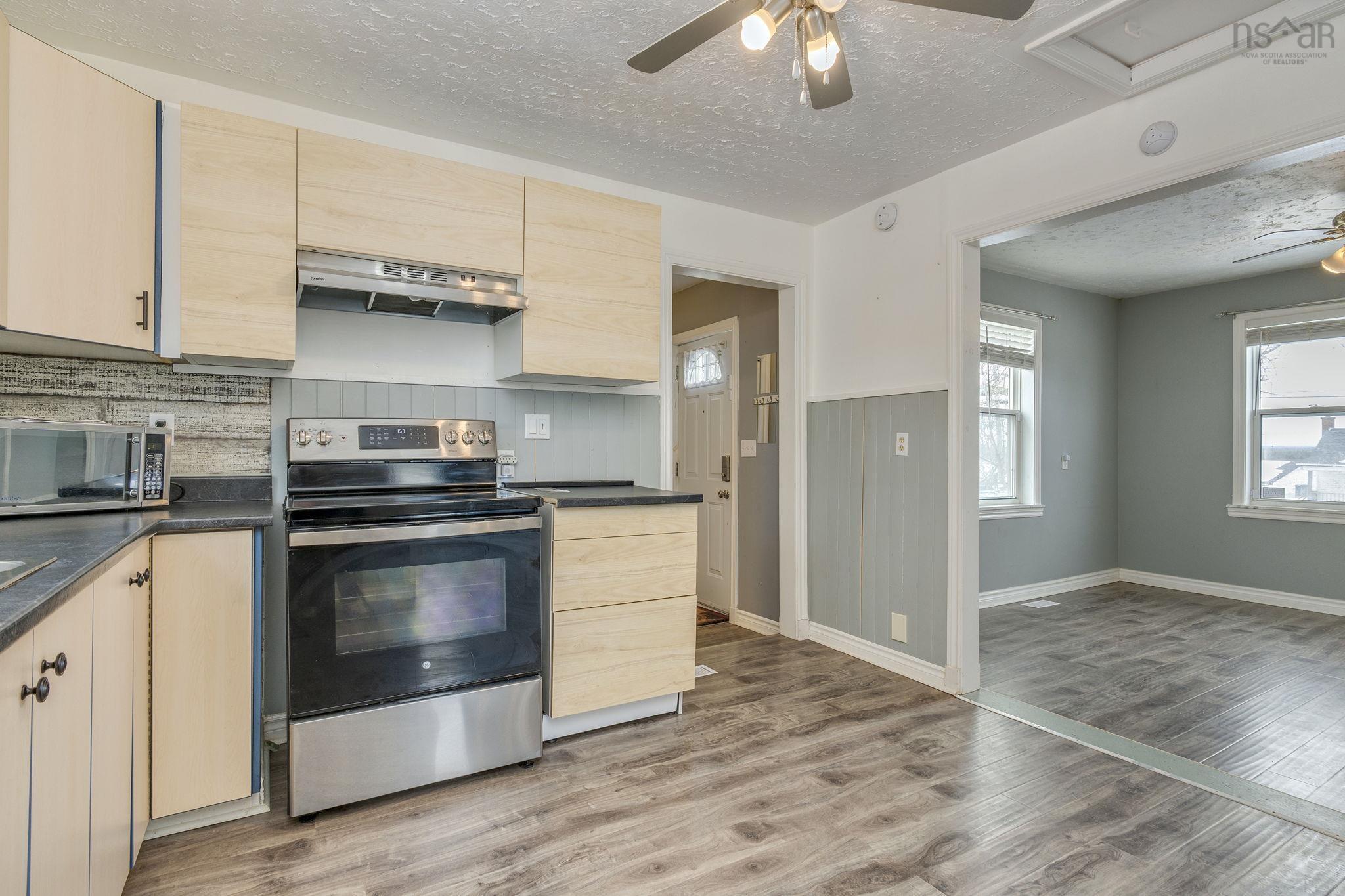 $289,900.00: 1034 Highway 277, Dutch Settlement