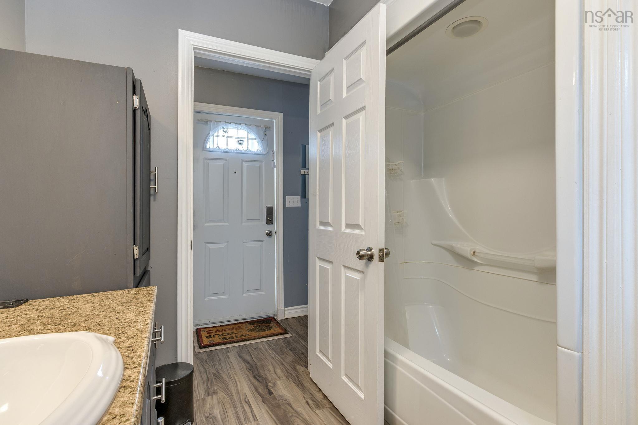 $289,900.00: 1034 Highway 277, Dutch Settlement